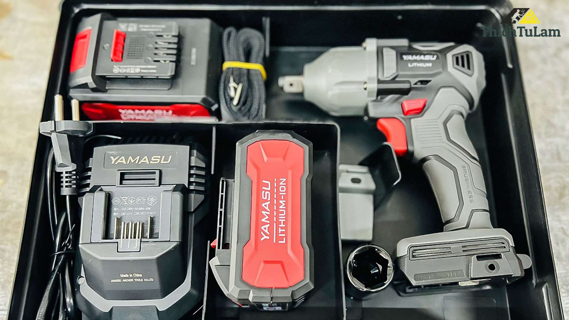 Máy bắn bu lông pin Yamasu BL500