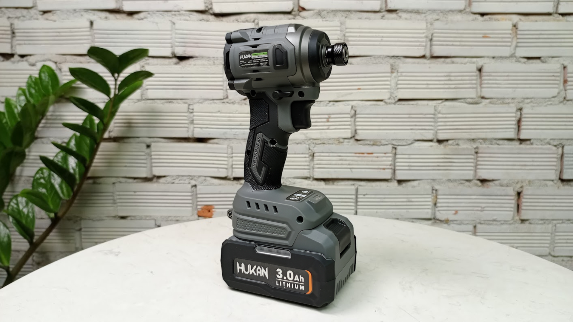 Máy bắn vít 21V (Bộ 2 pin 1 sạc) Hukan HM21-G2CVX230N.2