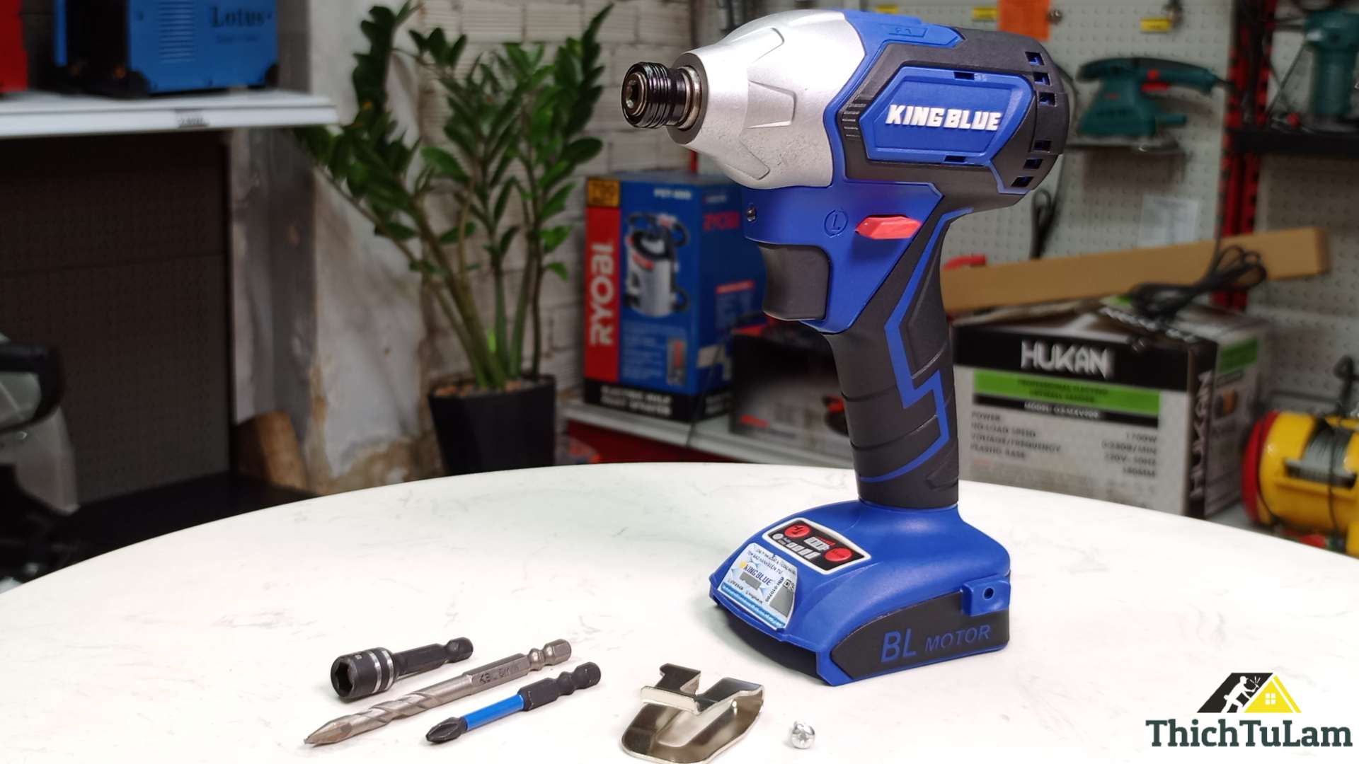 Máy bắn vít pin 20V 250Nm Kingblue KB20VC1 (1 pin 4Ah + 1 sạc) (Chân Bosch)