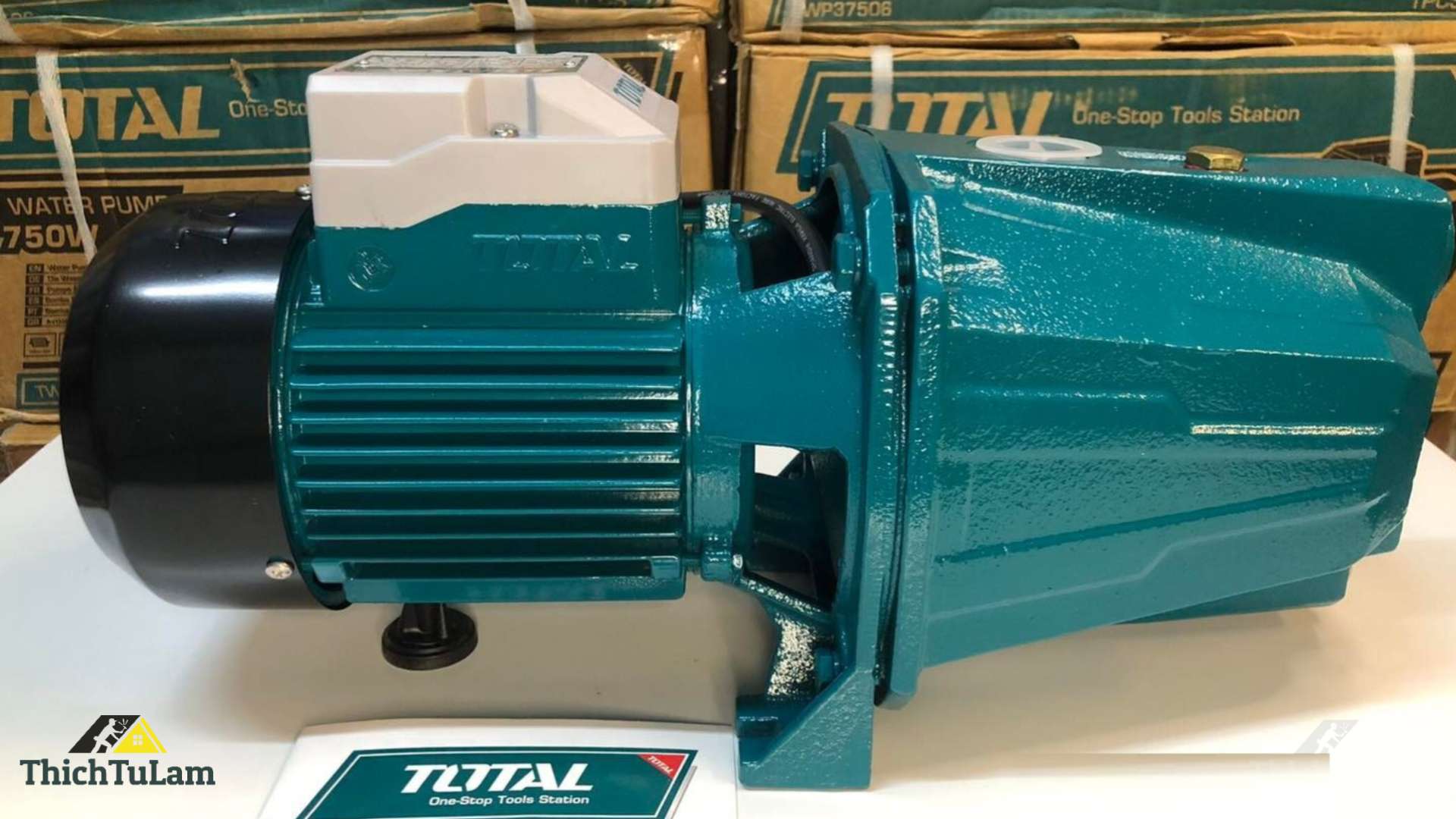 Máy bơm nước Total