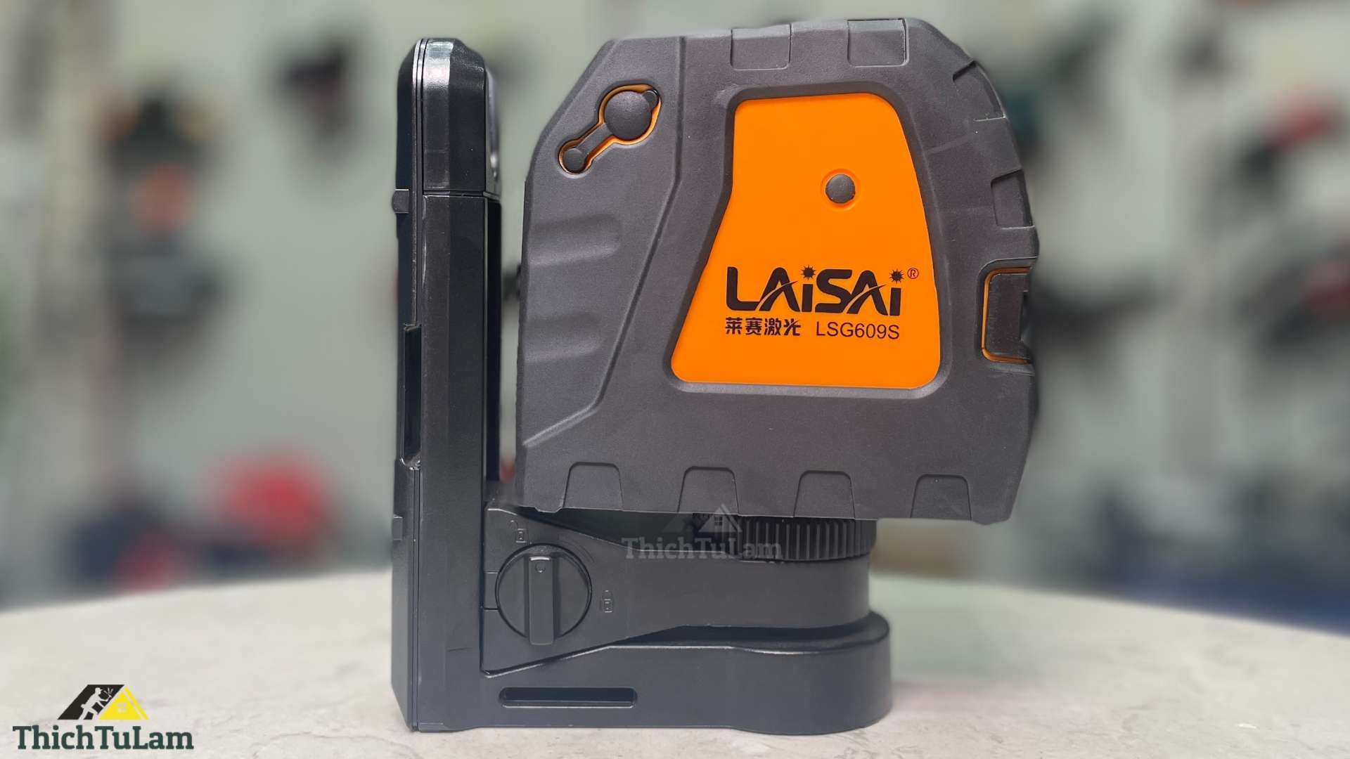 Máy cân mực laser 2 tia xanh treo tường Laisai LSG609S
