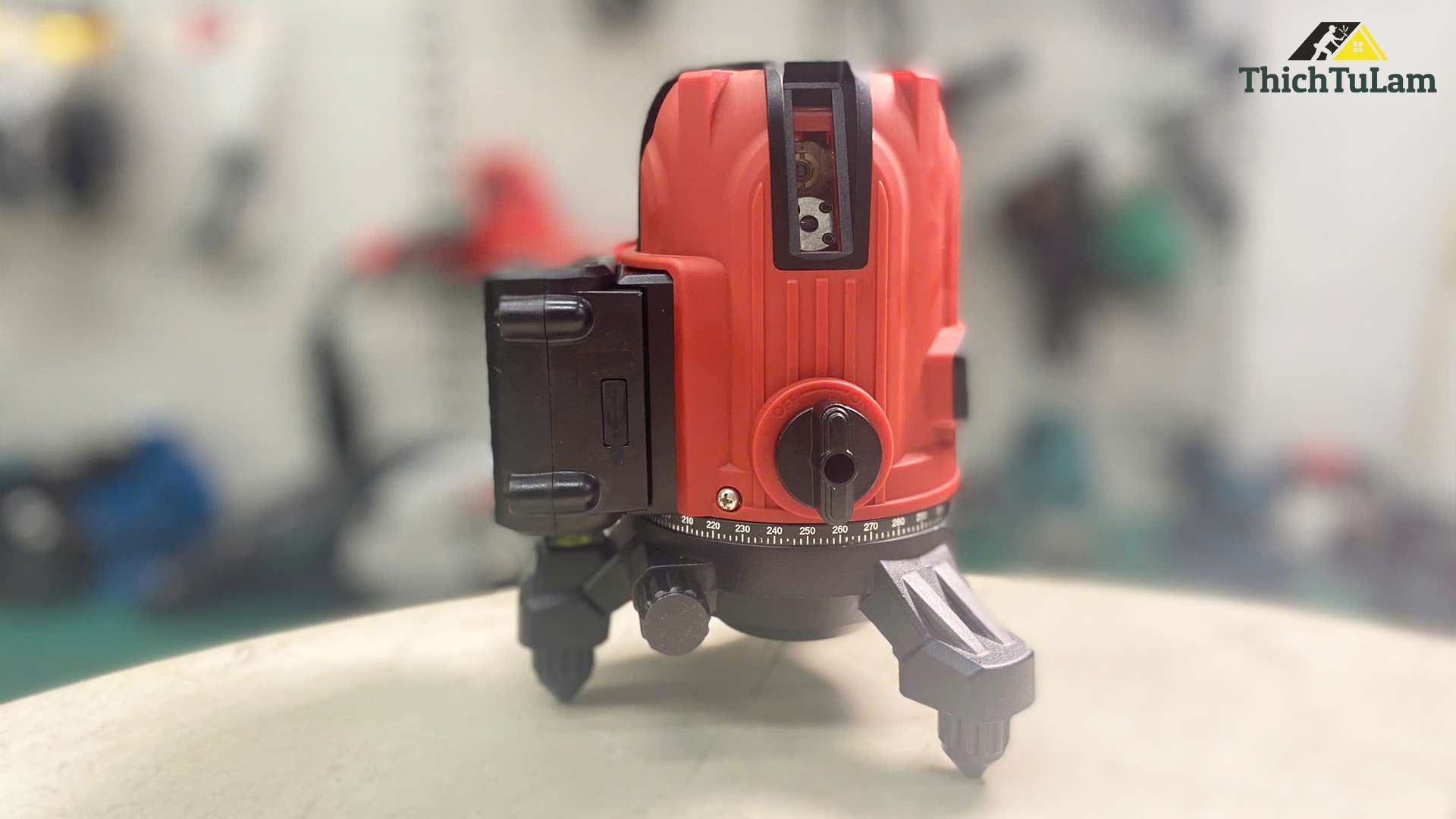 Máy cân mực laser 5 tia xanh siêu sáng Toyoko T05LV1