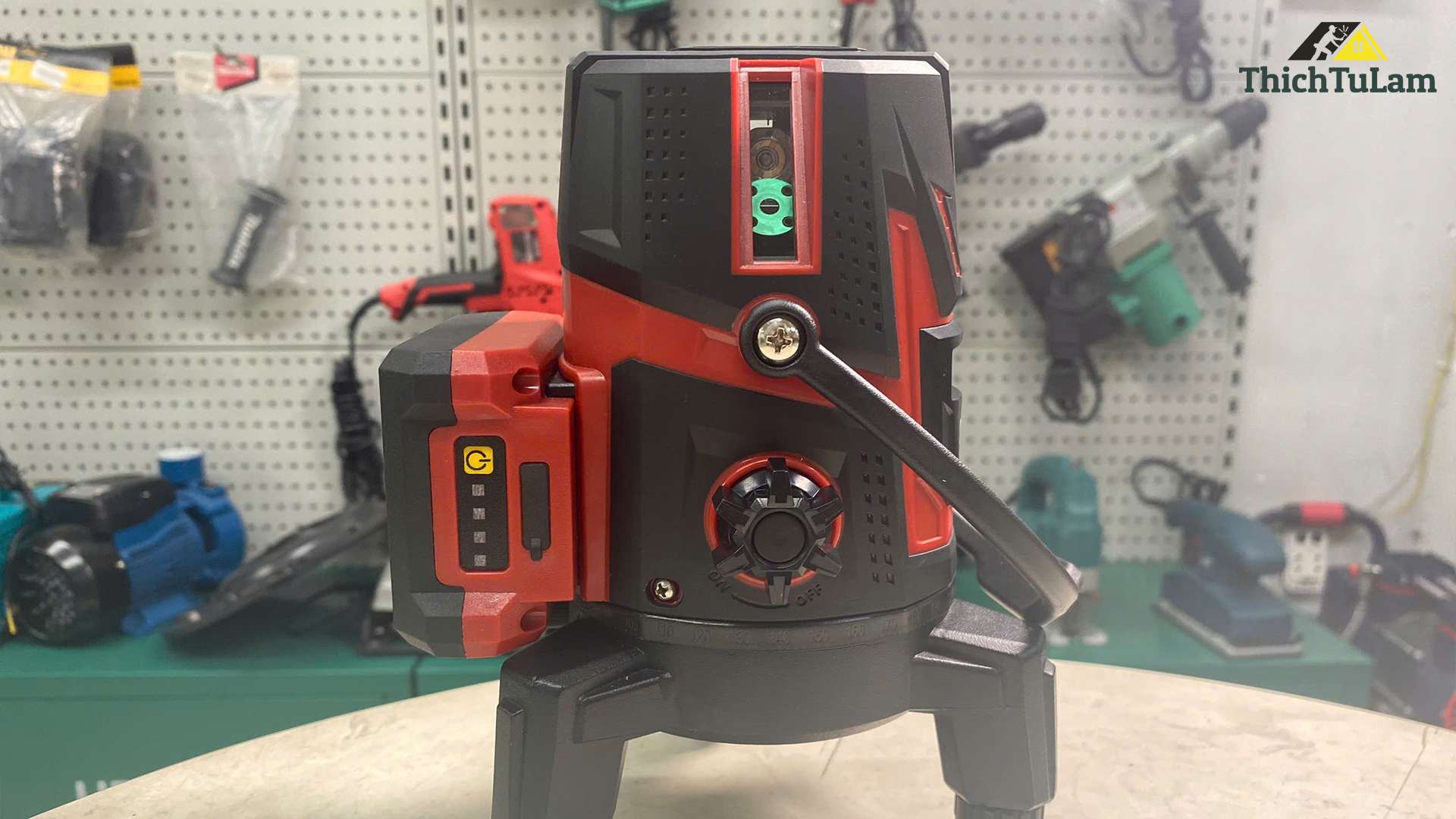 Máy cân mực laser 5 tia xanh siêu sáng Toyoko T05LV2