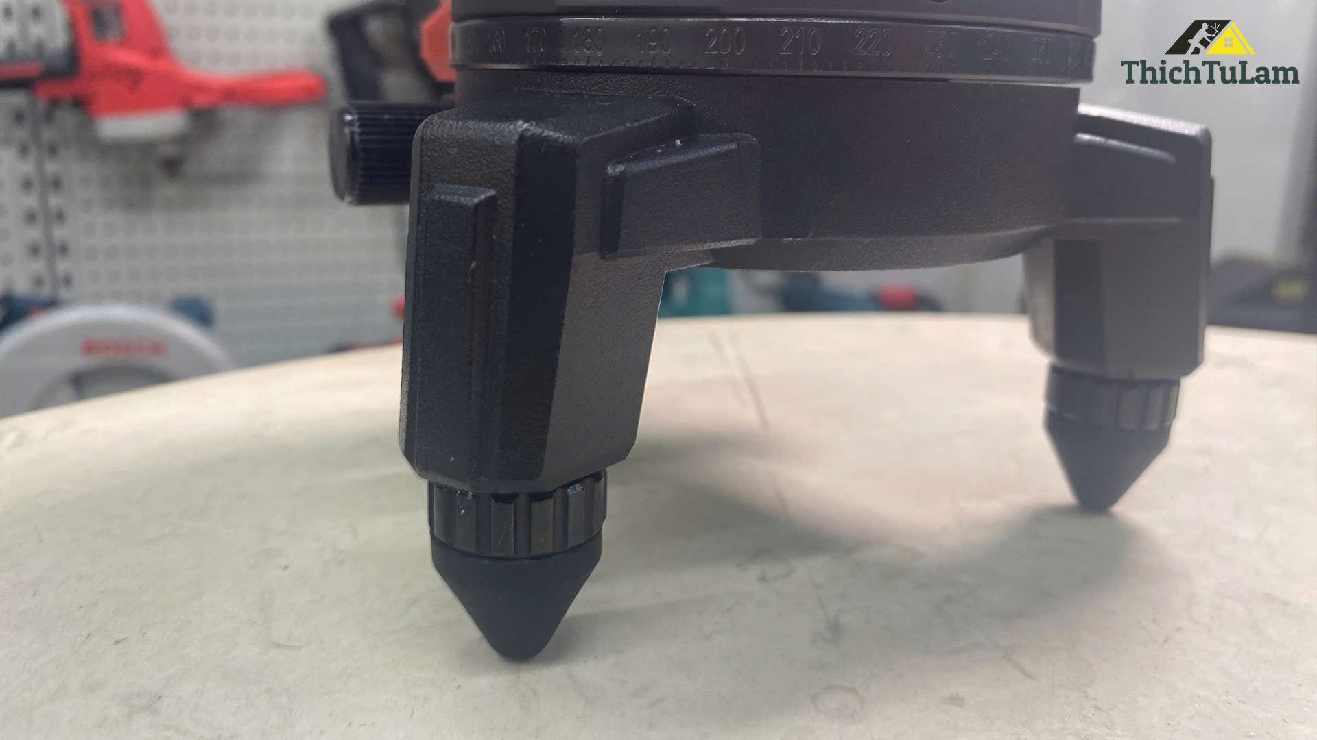 Máy cân mực laser 5 tia xanh siêu sáng Toyoko T05LV2