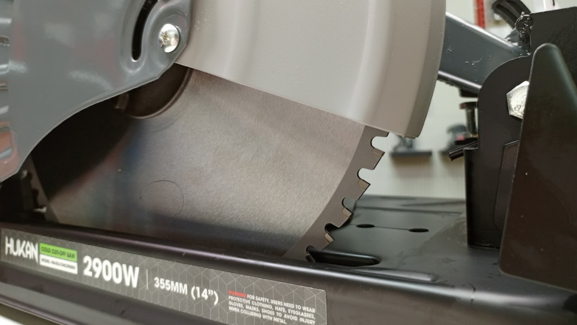 Máy cắt sắt hợp kim tua chậm 2900W 355mm Hukan HK-G2-CHK2900W