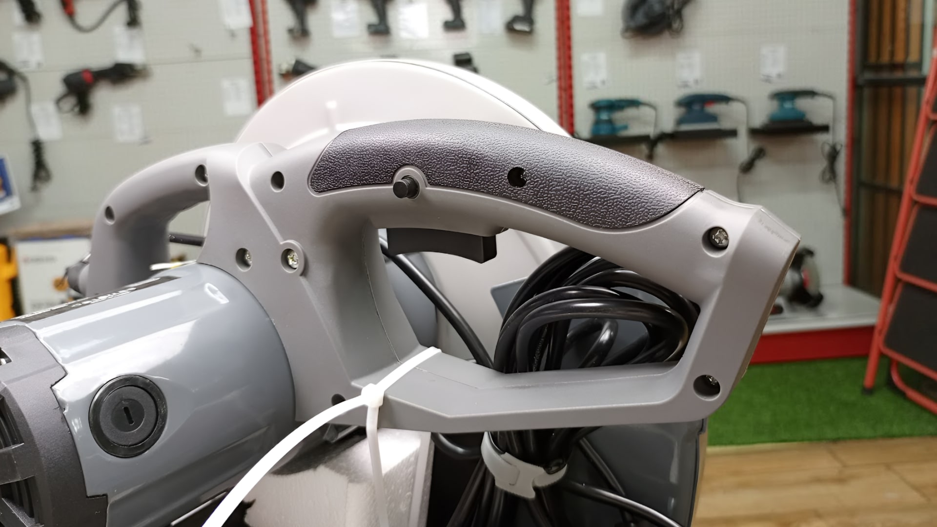 Máy cắt sắt hợp kim tua chậm 2900W 355mm Hukan HK-G2-CHK2900W