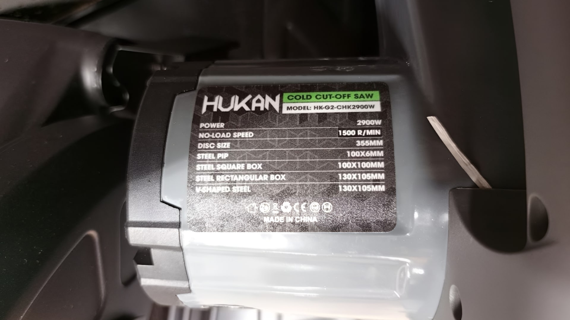 Máy cắt sắt hợp kim tua chậm 2900W 355mm Hukan HK-G2-CHK2900W
