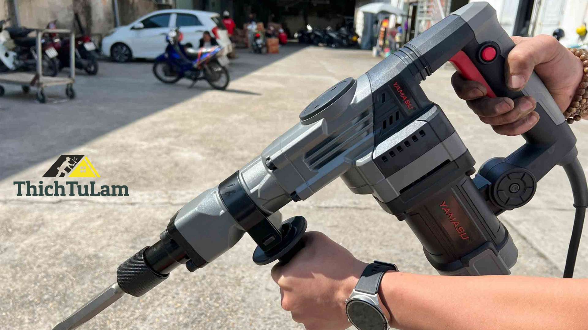 Máy Đục Bê Tông Yamasu YMS-0895