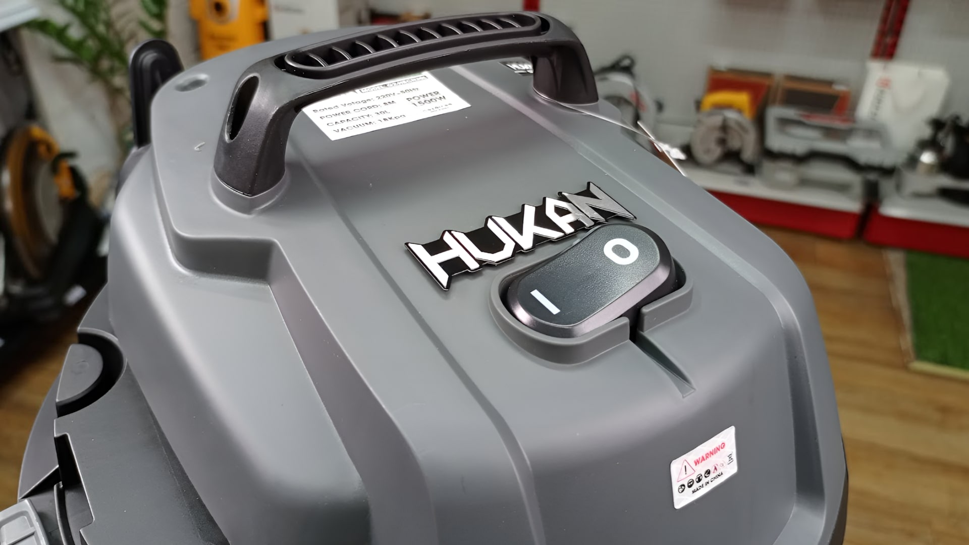 Máy hút bụi công nghiệp 30L Hukan HK-G2-HBCN30L