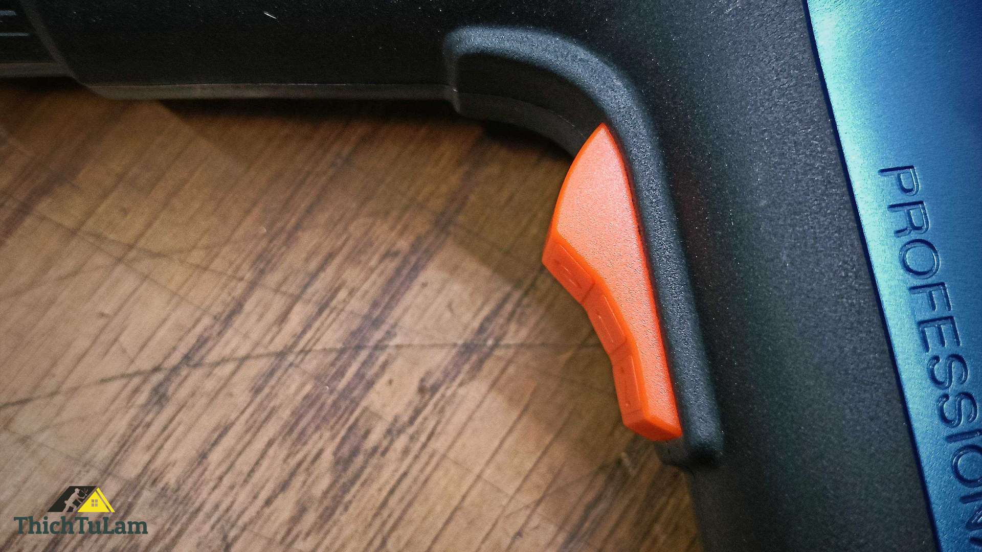 Máy khò nhiệt chỉnh điện tử 2000W Cmart C0186-2000E