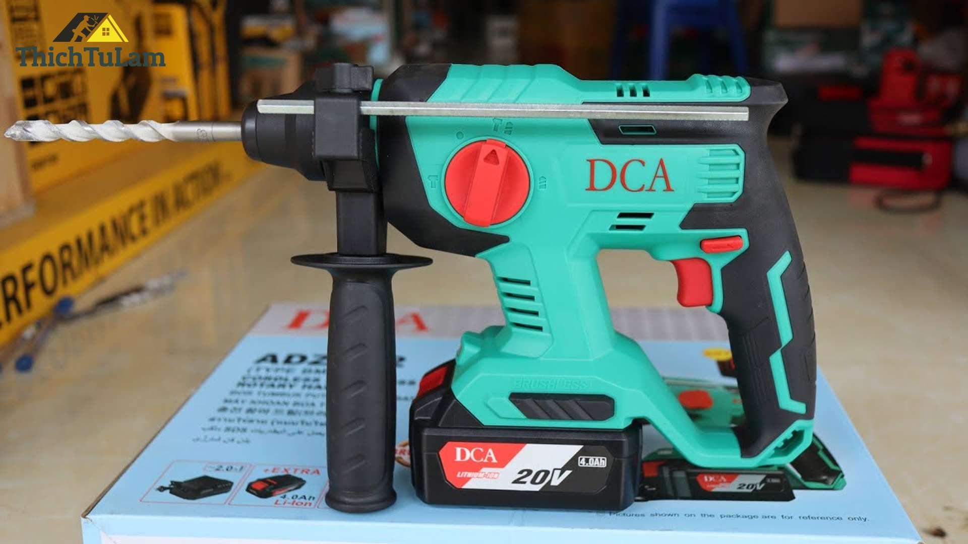 Máy khoan pin DCA ADZC02-28