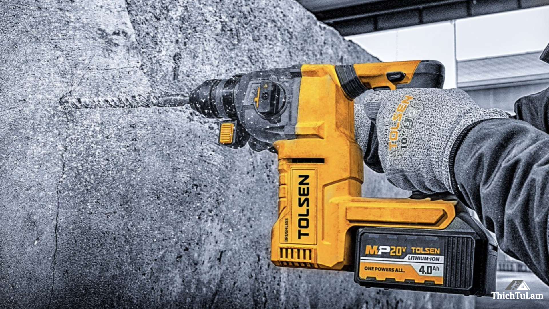 Máy khoan bê tông pin không than 20v Tolsen 87272