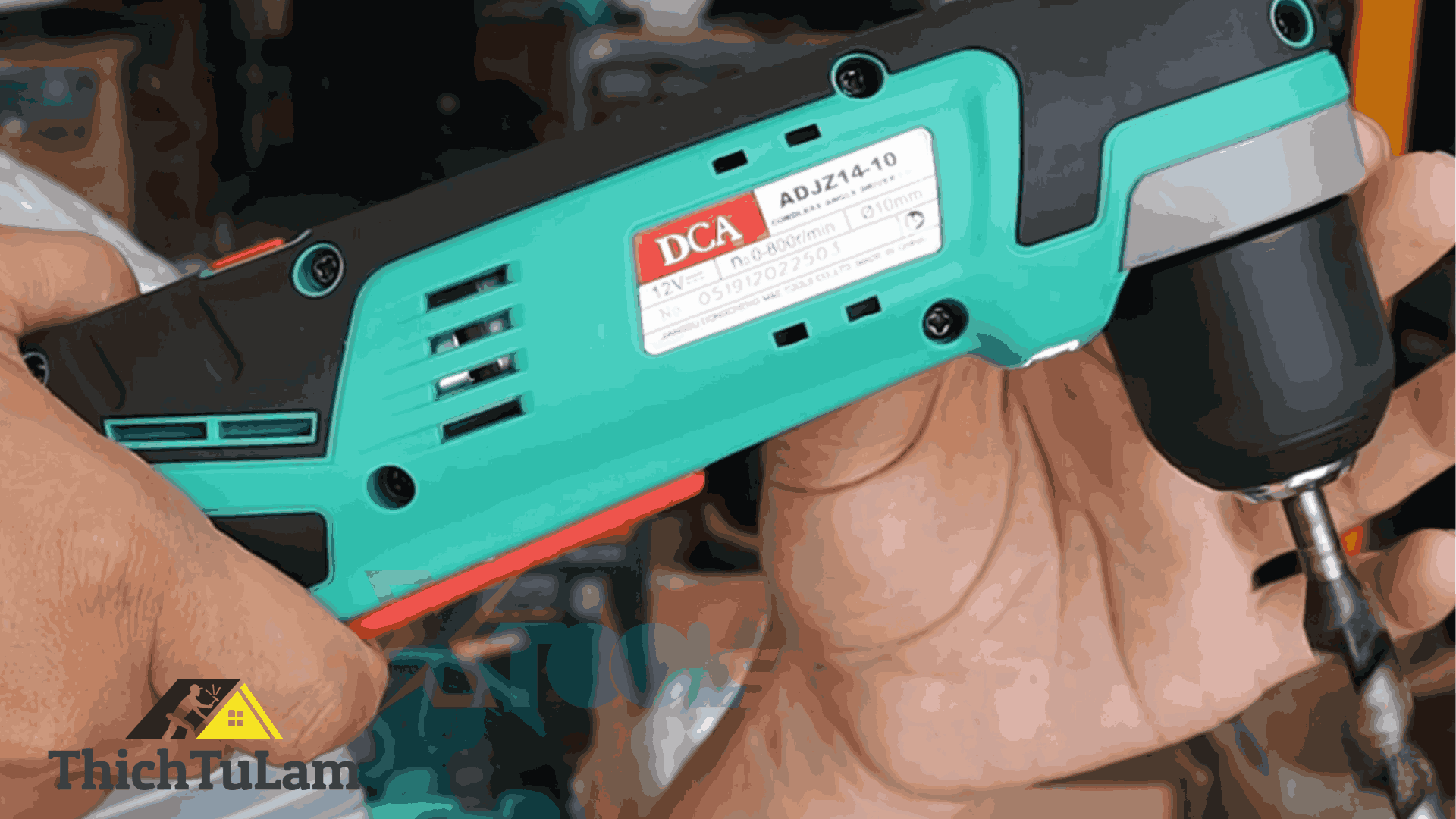 Máy Khoan Góc Pin DCA ADJZ14-10