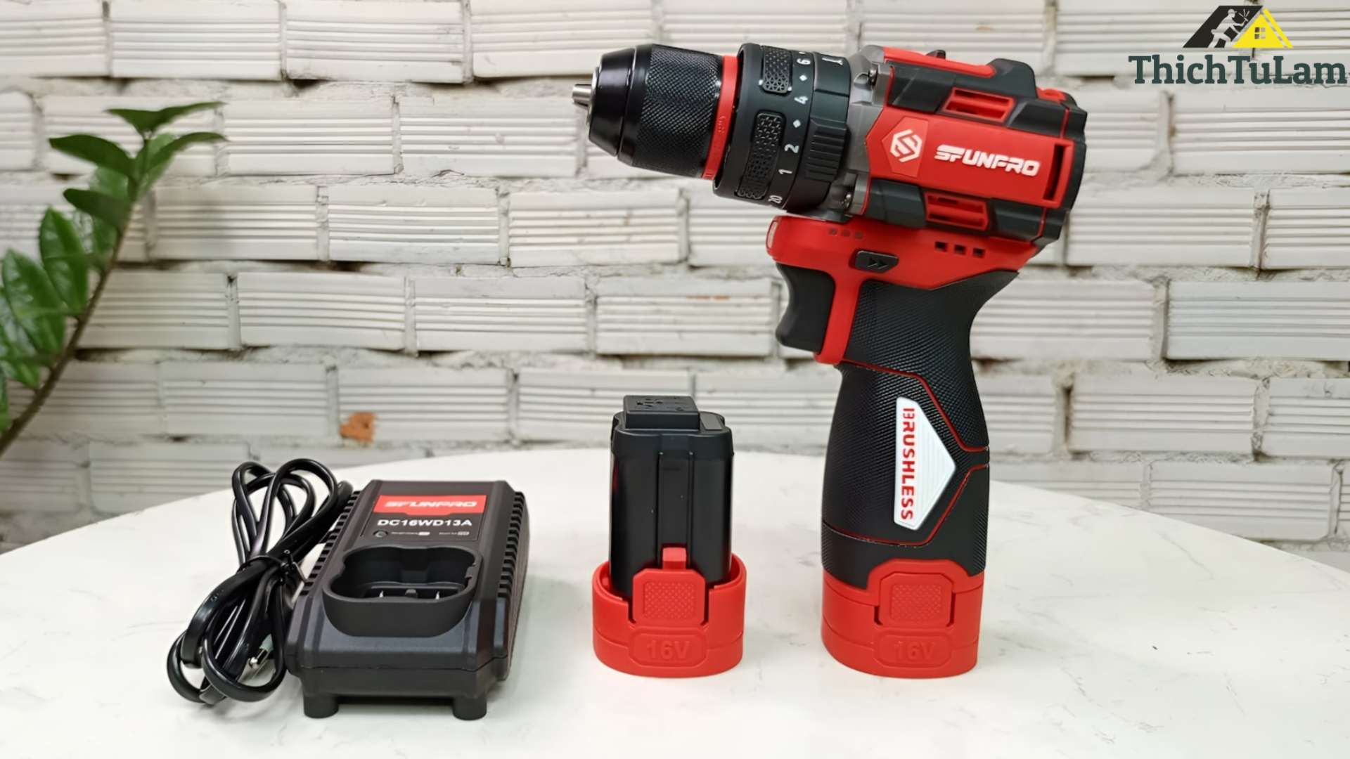 Bộ máy khoan pin 16.8V không búa 10mm Sfunpro S2AH7916 (2 pin 1 sạc)
