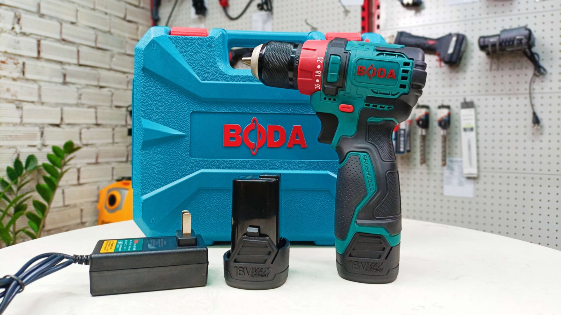 Máy khoan pin 16V, đầu kẹp 10mm BODA D1607-10