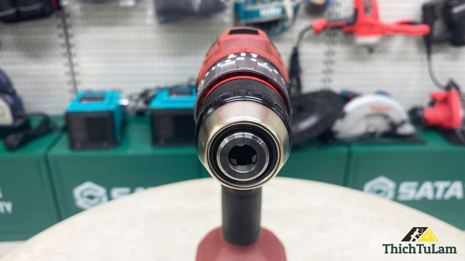 Máy khoan pin M21V 58Nm Toyoko T0121F (2 pin + 1 sạc)