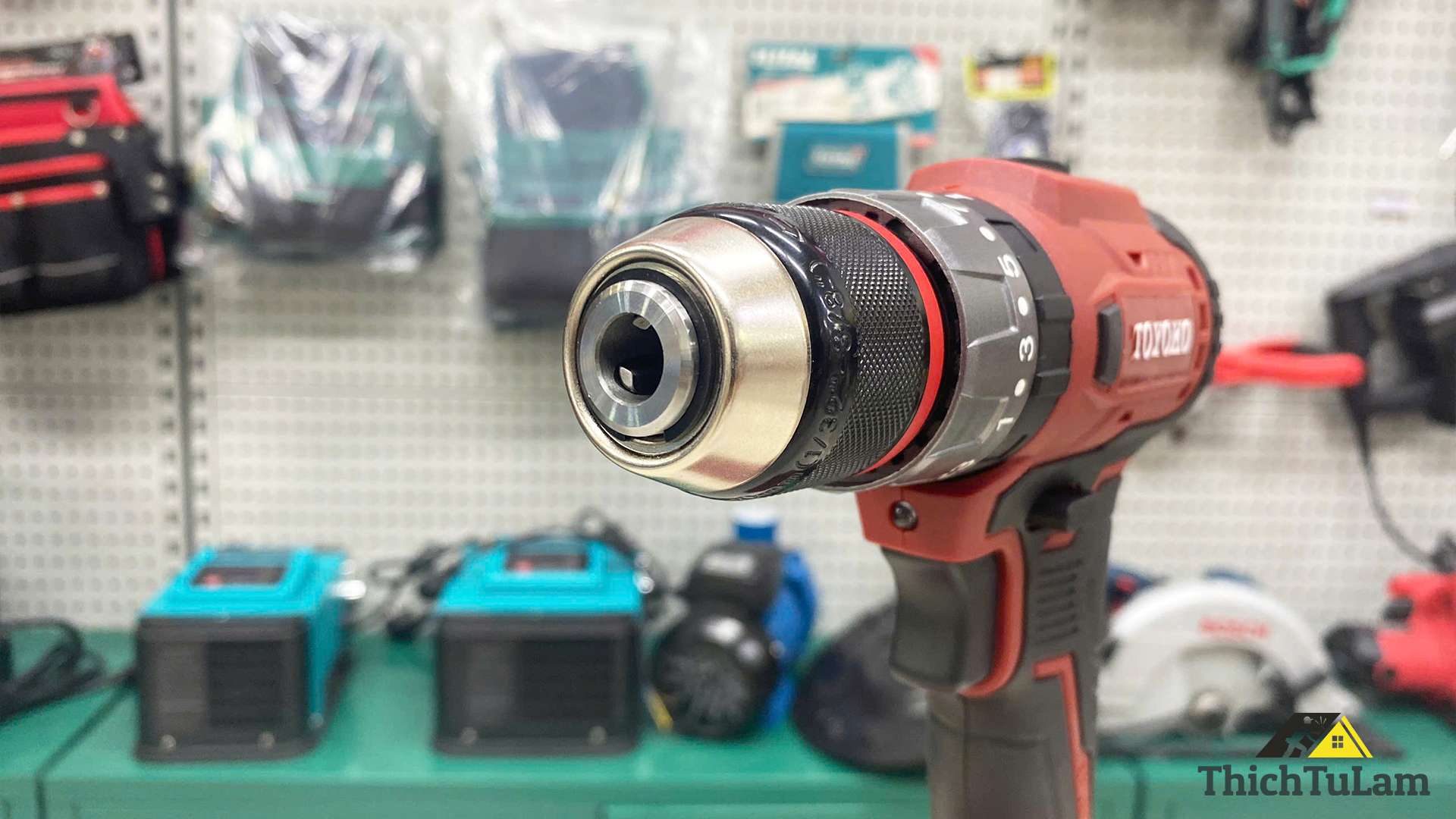 Máy khoan pin M21V 58Nm Toyoko T0121F (2 pin + 1 sạc)