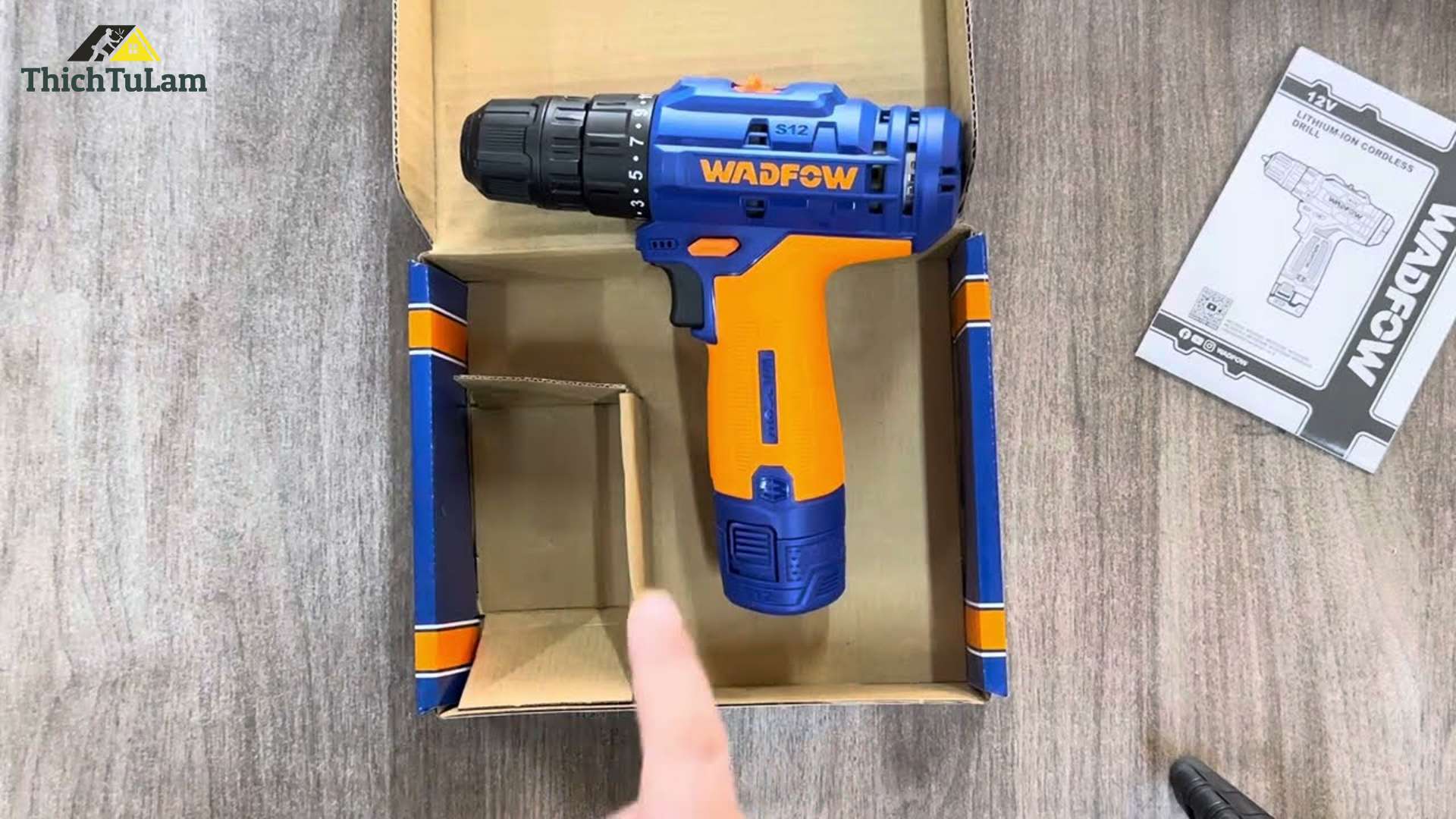 Máy khoan pin Wadfow