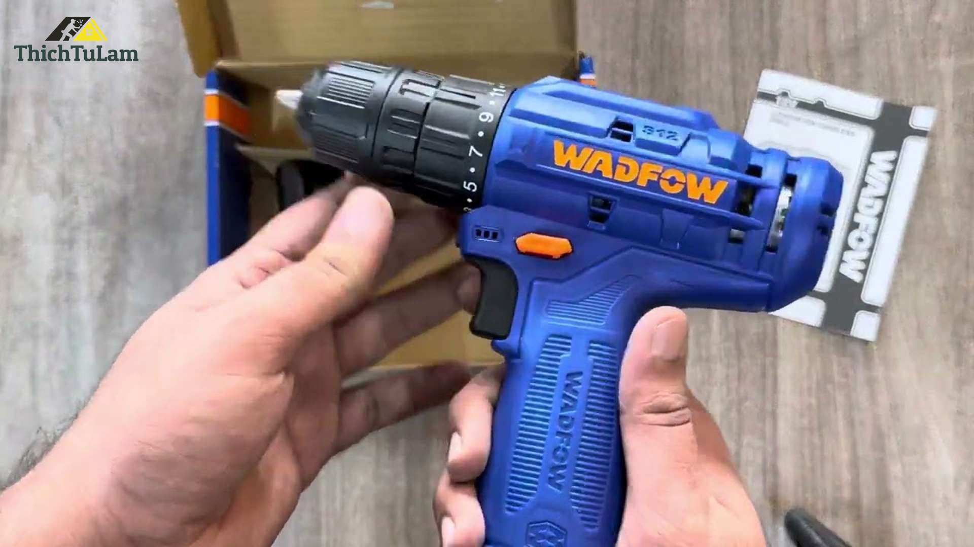 Máy khoan pin Wadfow