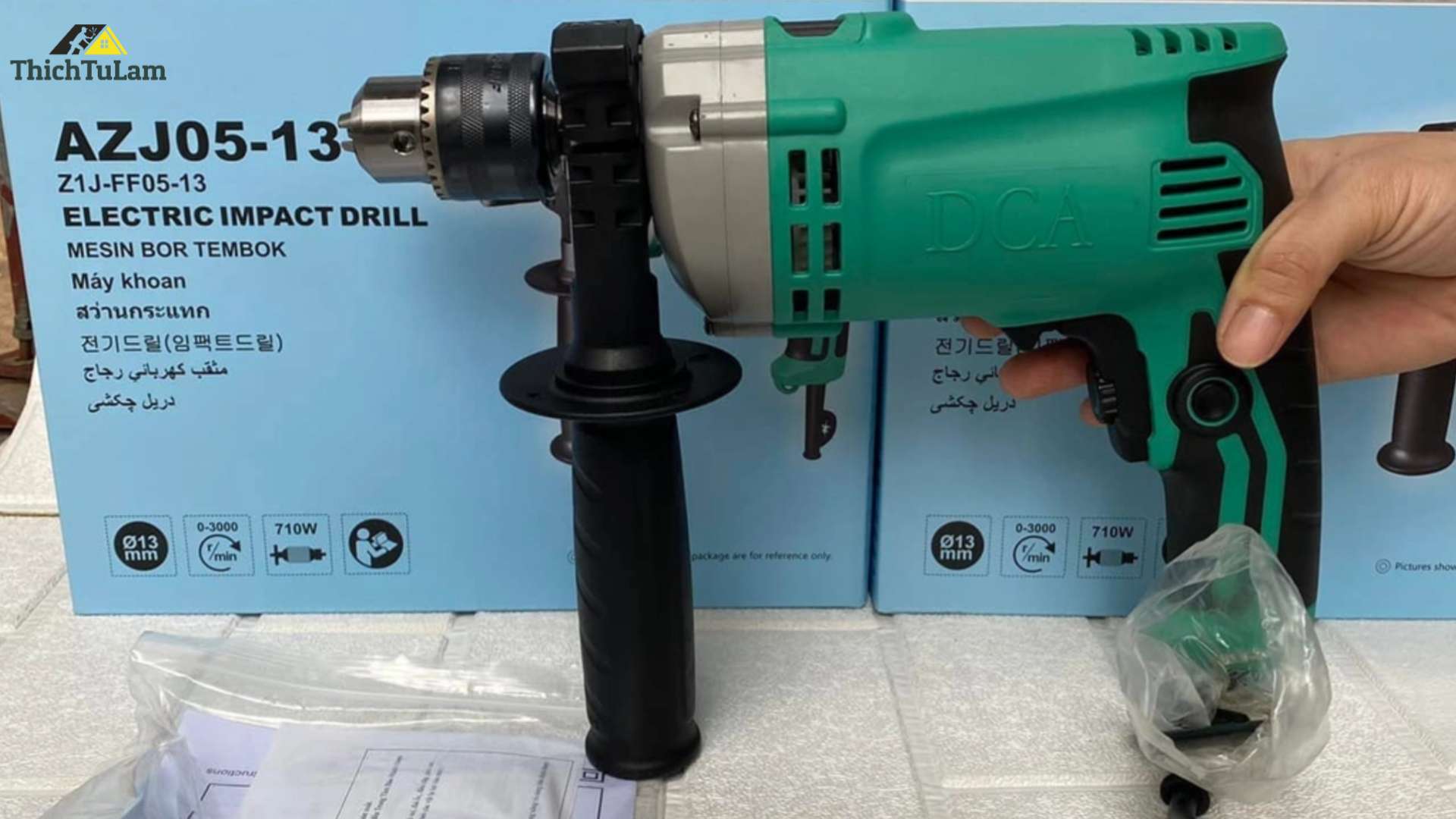 Máy khoan tường 710W DCA AZJ05-13