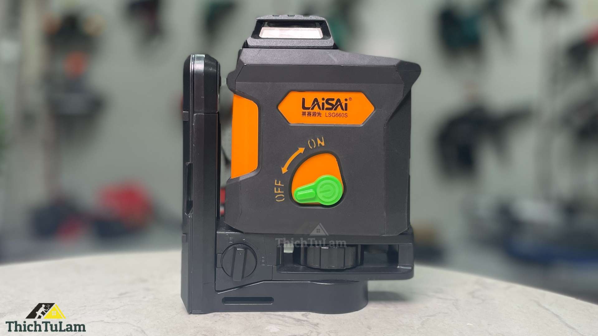Máy laser cân bằng 5 tia xanh treo tường Laisai Model LSG660S