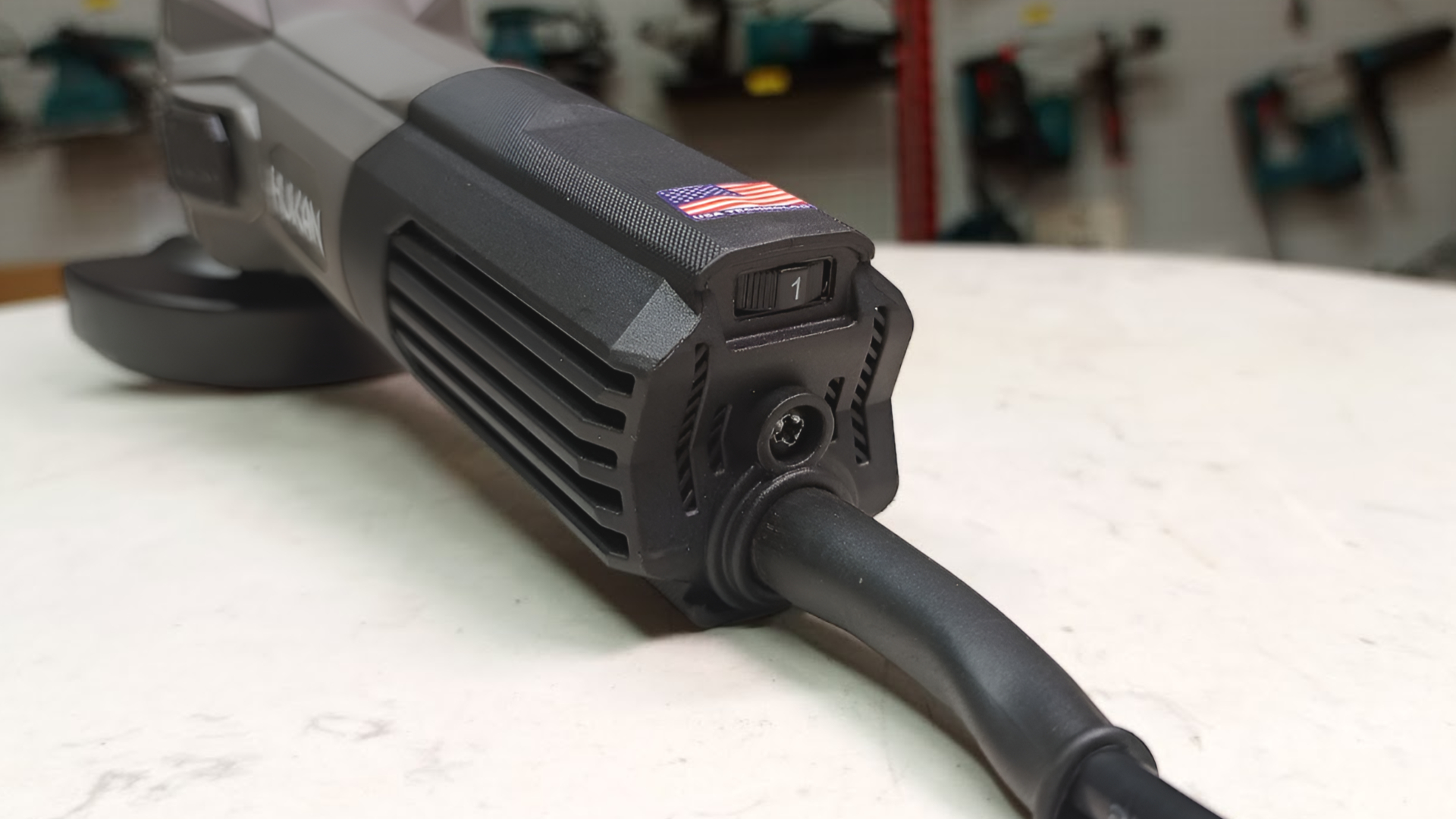 Máy mài công tắc trượt 100mm 950W Hukan HKG2-AG50950PRO