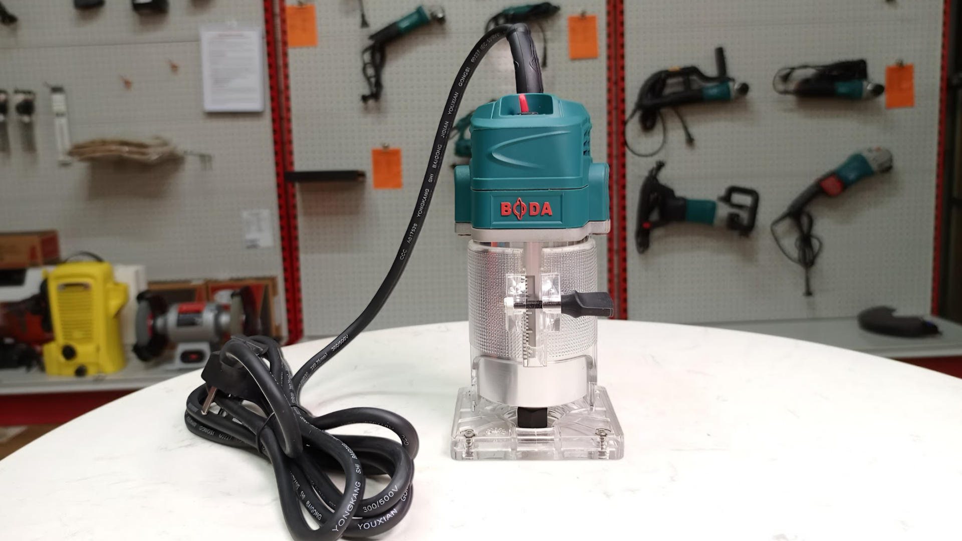 Máy phay đánh cạnh gỗ công suất 550W cốt 6mm BODA R3-6E