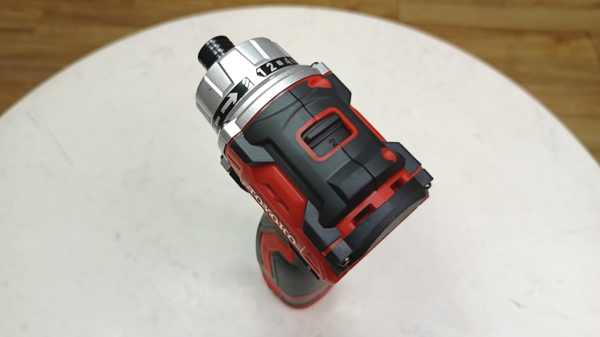 Máy siết vít 16.8V 50NmToyoko T0150F