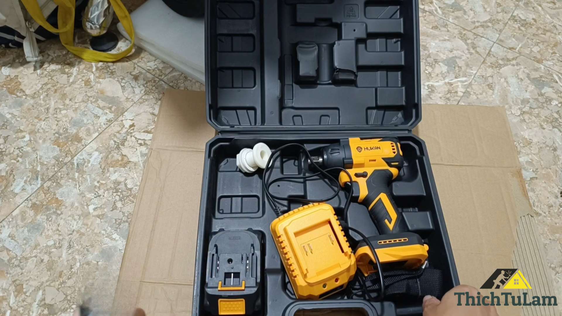 Mở hộp Máy siết bulong pin Hukan IWH520G