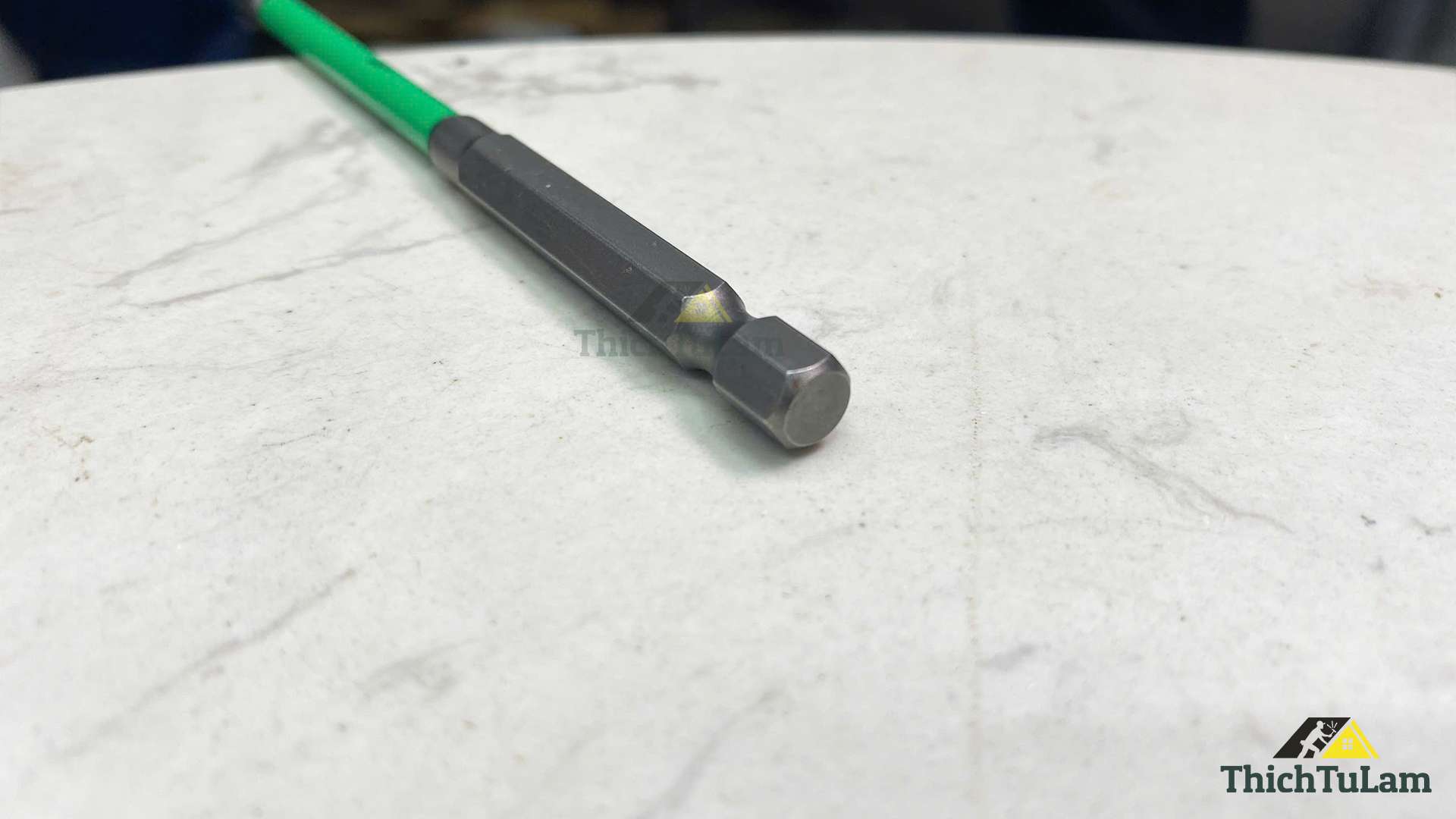 Mũi vít vặn ốc CB FPH2 x 110mm bằng thép S2 (vỉ 10 cái) Brosco BRE55FPH2110