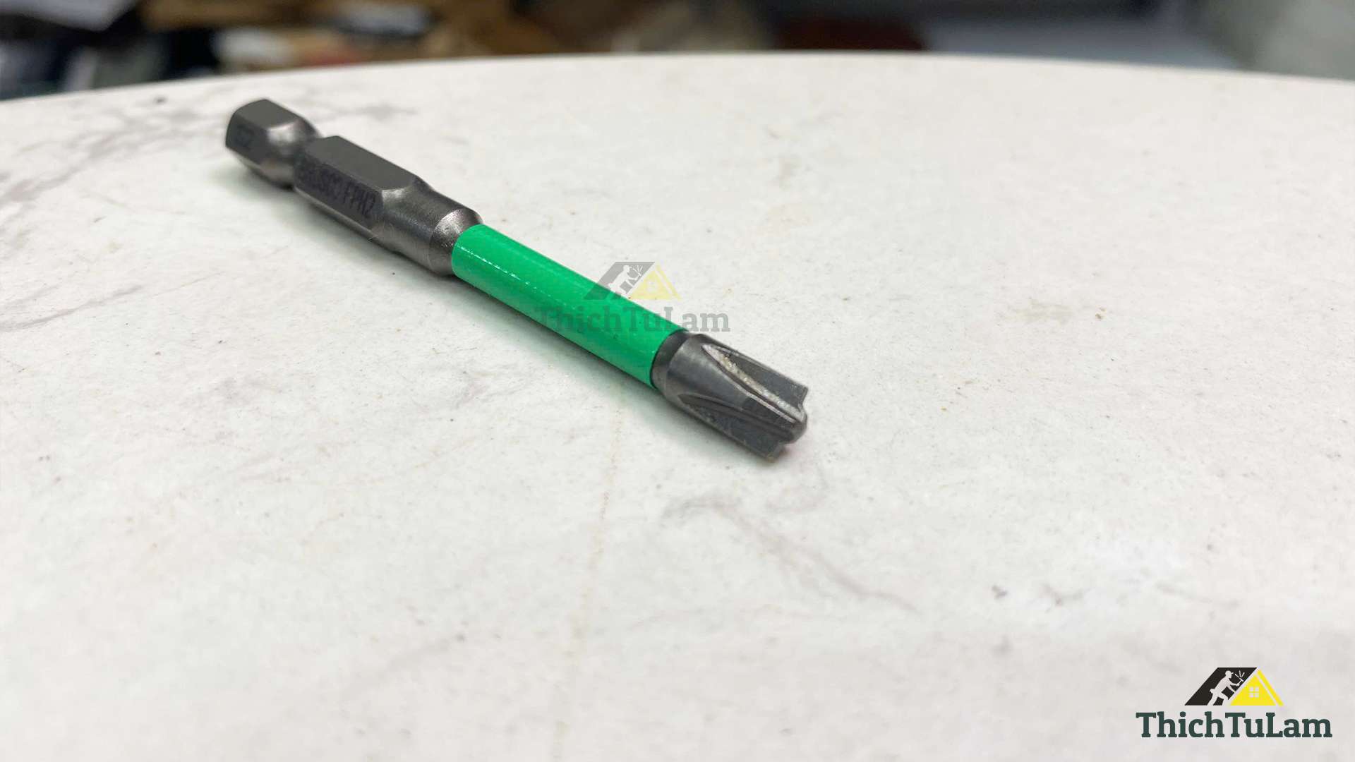 Mũi vít vặn ốc CB FPH2 x 65mm bằng thép S2 (vỉ 10 cái) Brosco BRE55FPH2065