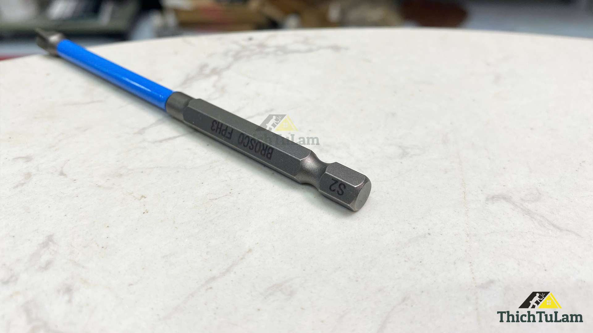 Mũi vít vặn ốc CB FPH3 x 110mm bằng thép S2 (vỉ 10 cái) Brosco BRE70FPH3110