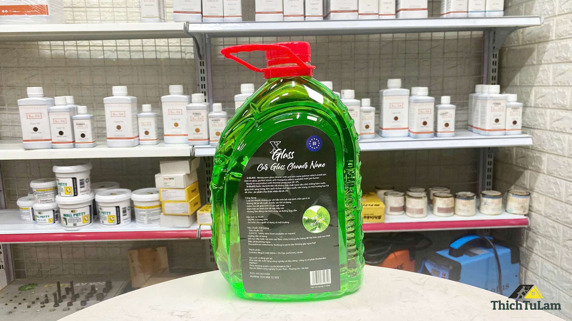 Nước rửa kính ô tô 3.2L Ekokemika Xglass Rain