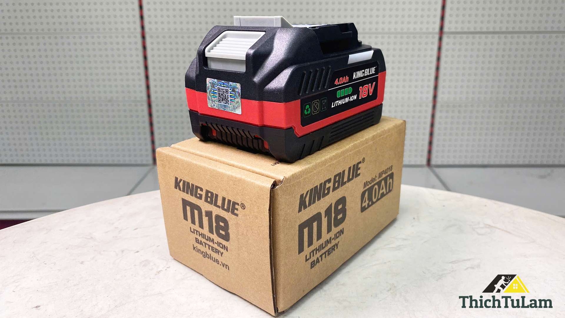 Pin 4.0Ah chân Makita Kingblue MP4018