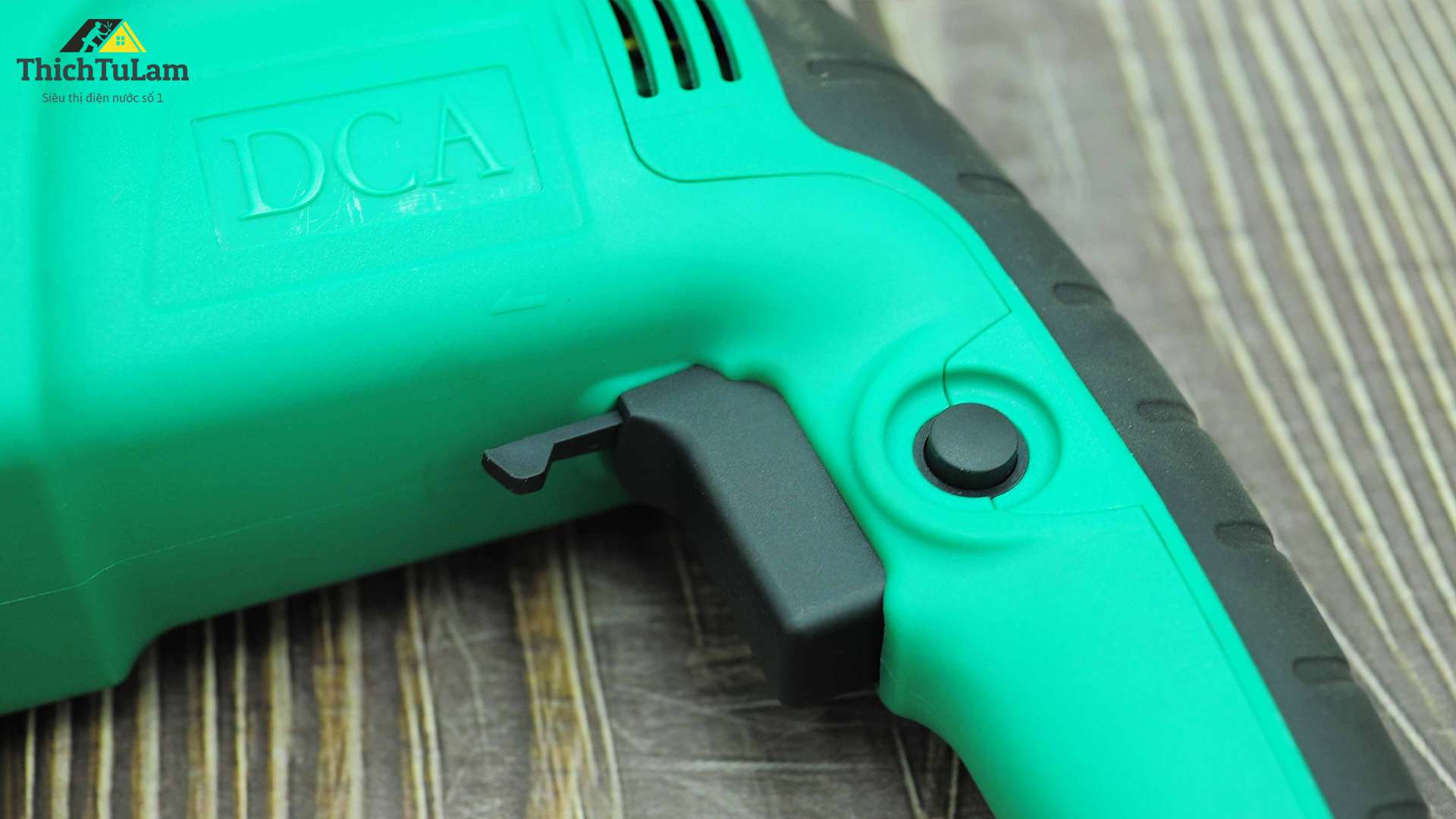 TAY CẦM MÁY KHOAN ĐỤC BÊ TÔNG DCA AZC05-26B