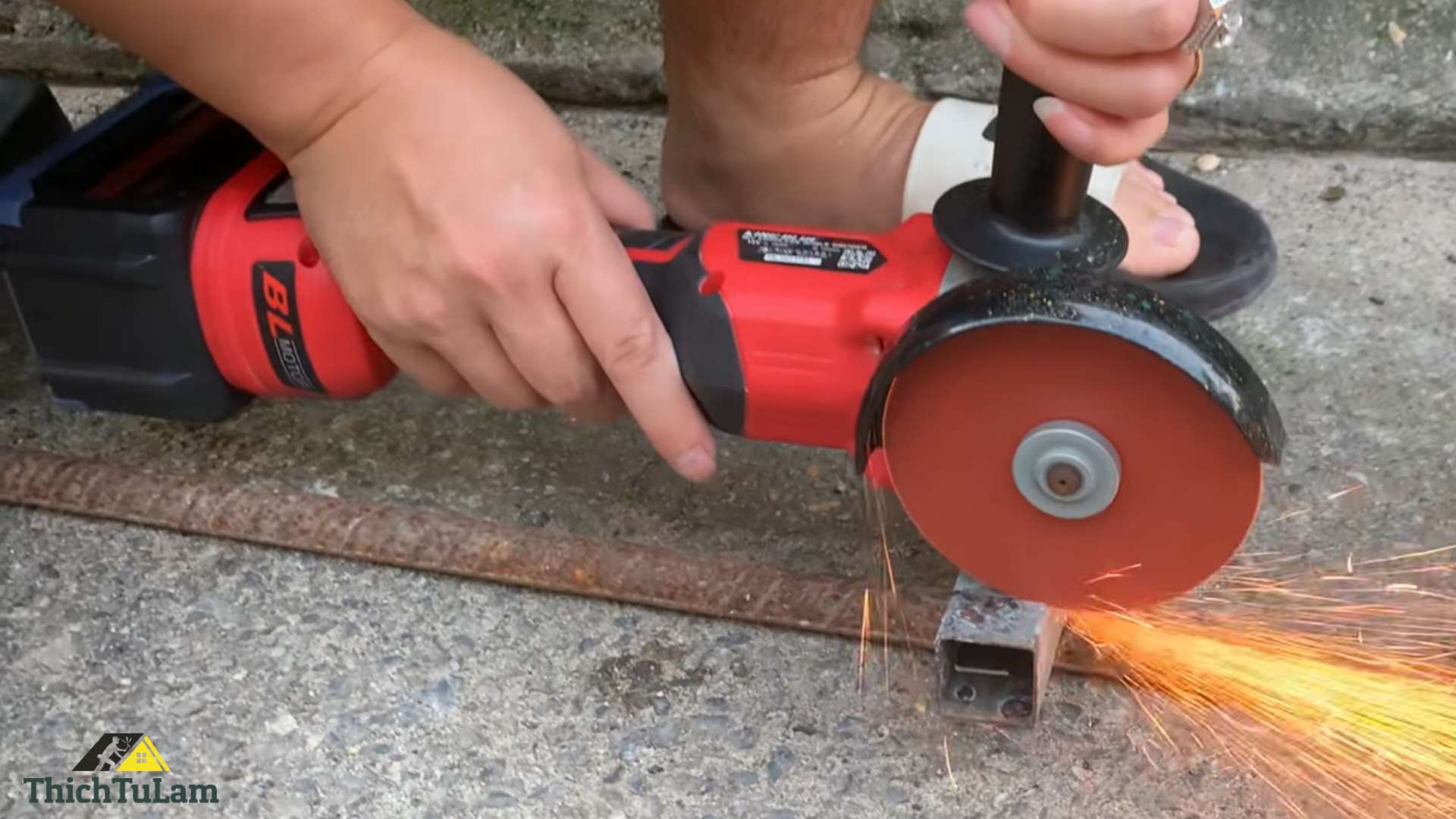 Test máy mài góc pin Kingblue KM18MG