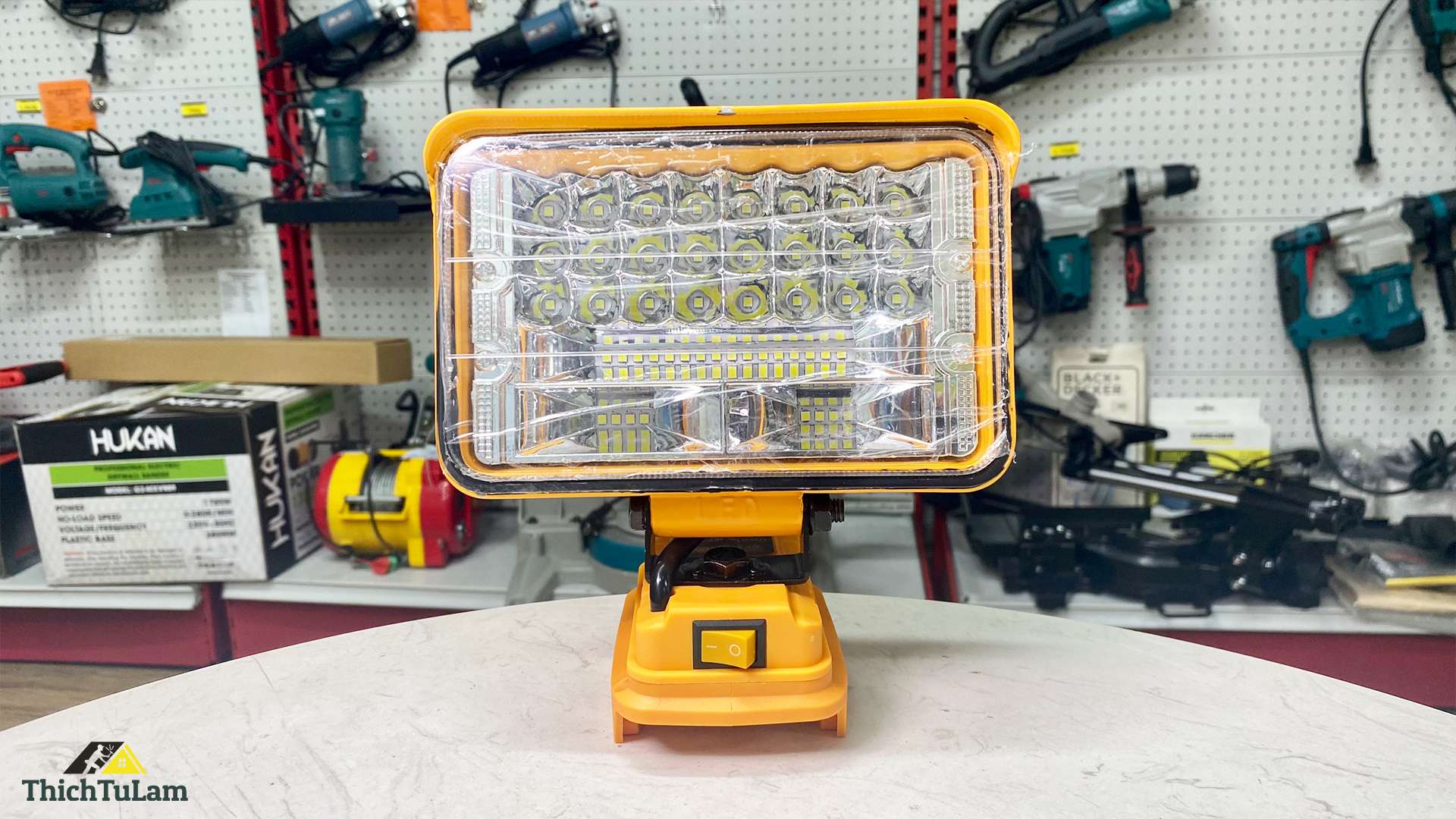 Thân đèn pha pin 21v 48 Led 70W Hukan HK-LB5IN70W