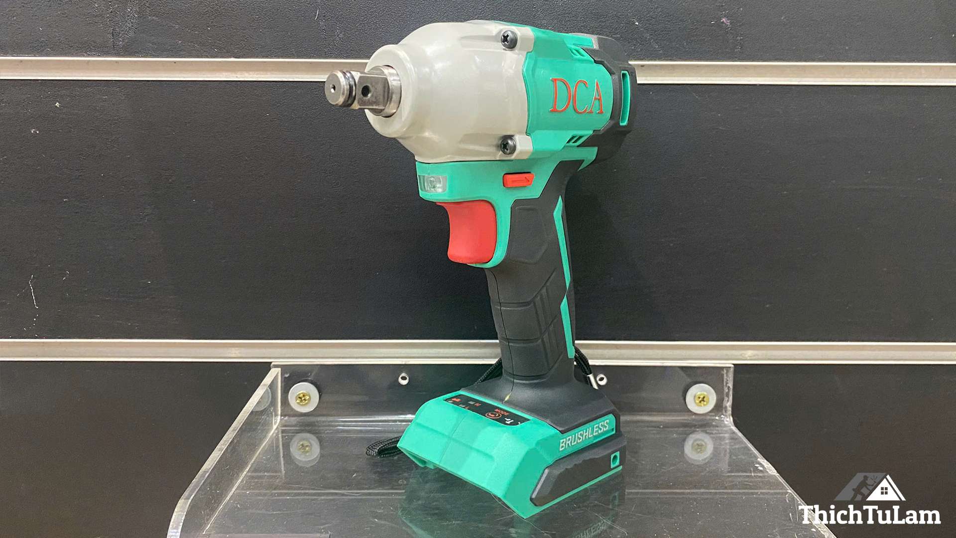 Thân máy bắn bu lông pin 20V DCA ADPB298Z