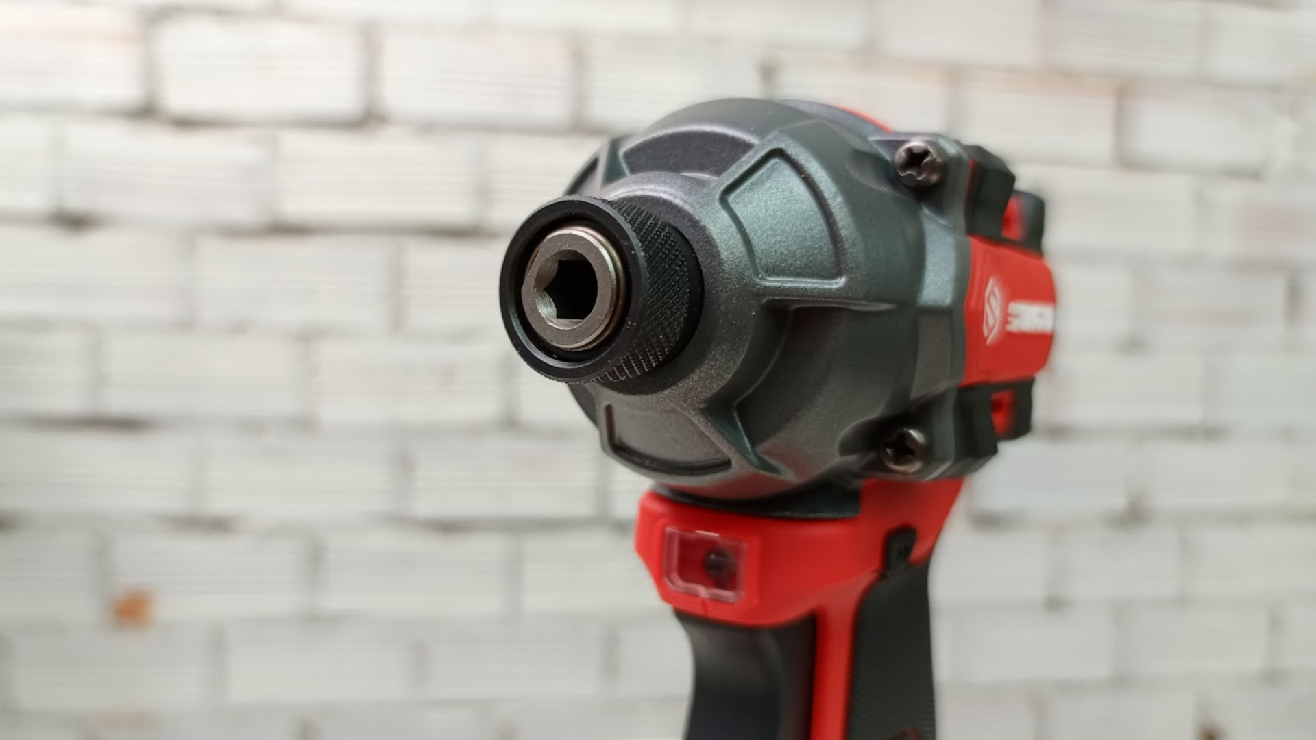 Thân máy bắt vít pin 20V lực 230N.m chân M21 Sfunpro SFD20230D