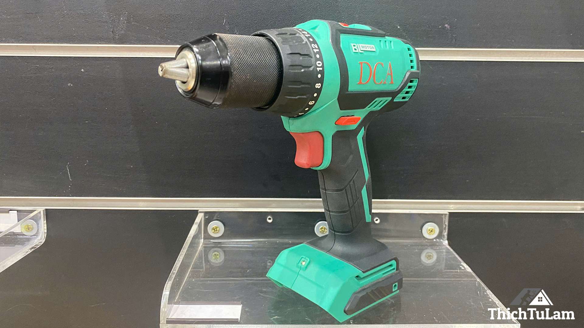 Thân máy khoan bắt vít pin 20V DCA ADJZ04-13Z