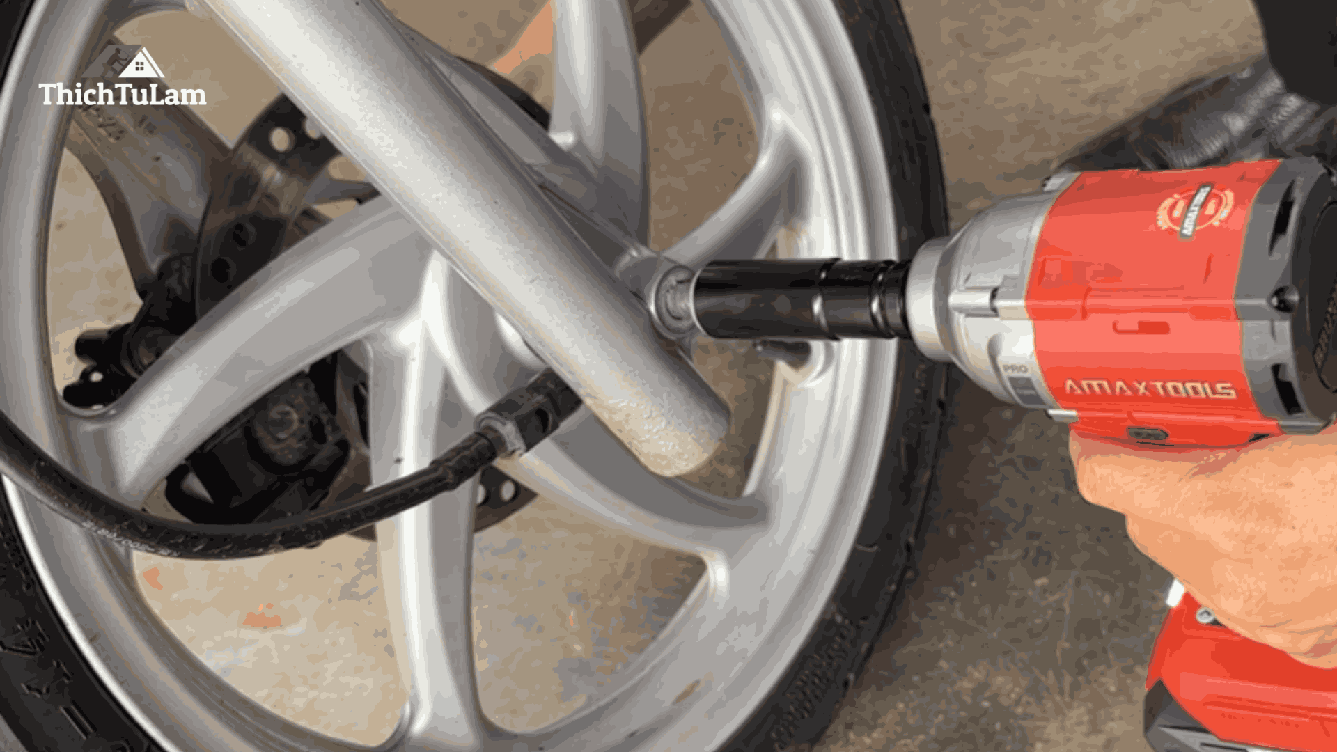 Đặc Điểm Kỹ Thuật Của Máy Bắn Bu Lông Pin Amaxtools