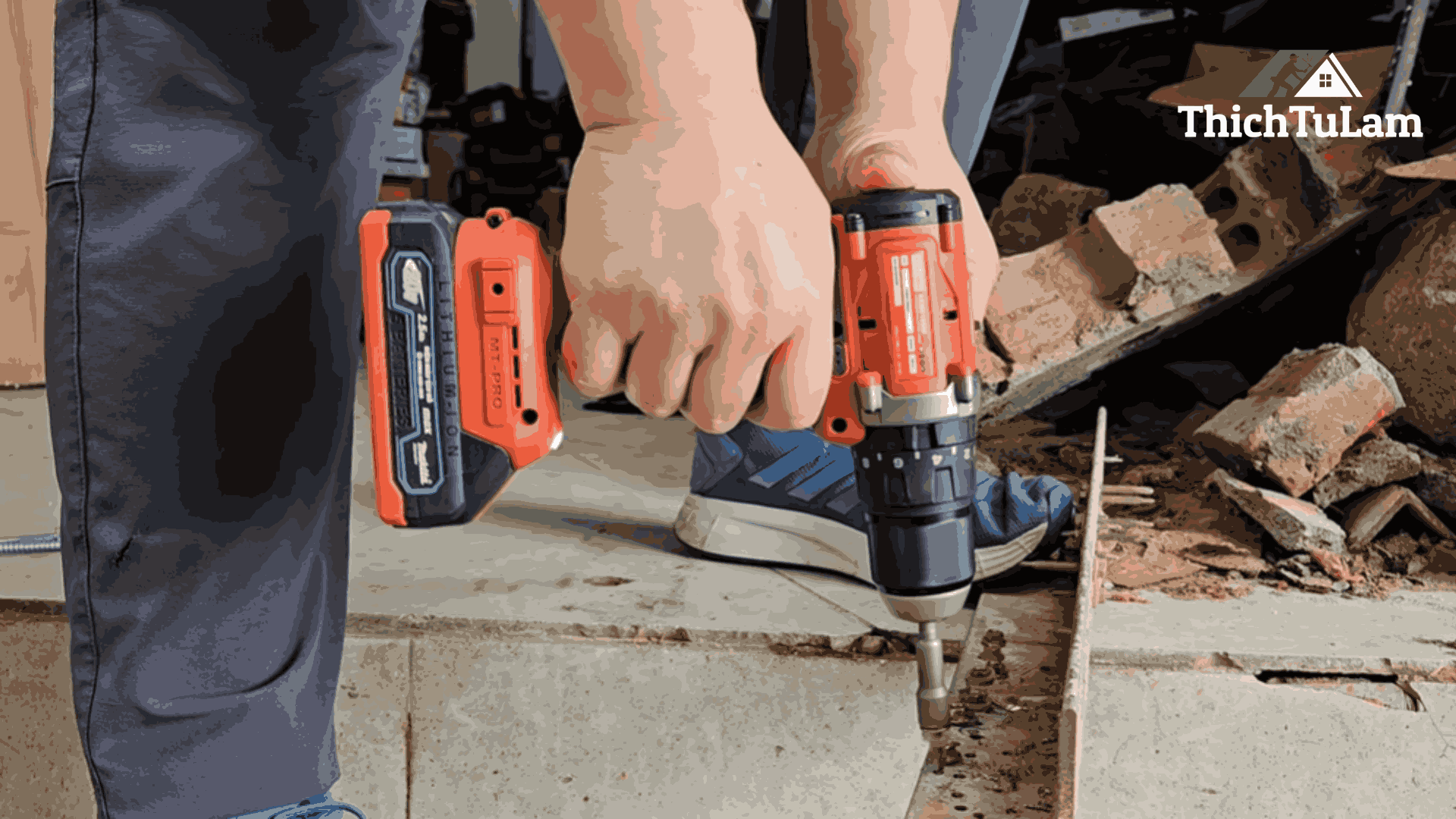 Máy Khoan Pin Amaxtools AKI6510SM