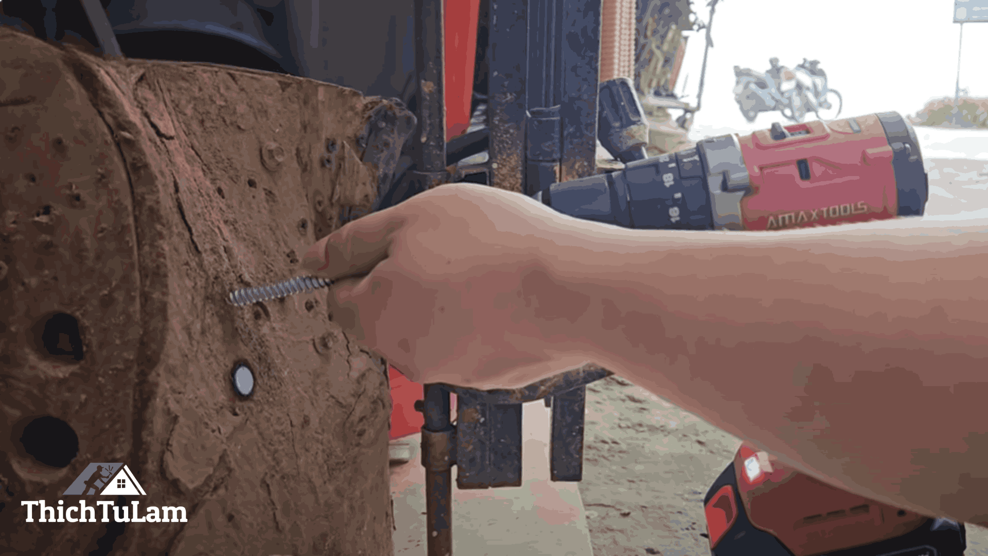 Máy Khoan Pin Amaxtools AKI6510SM