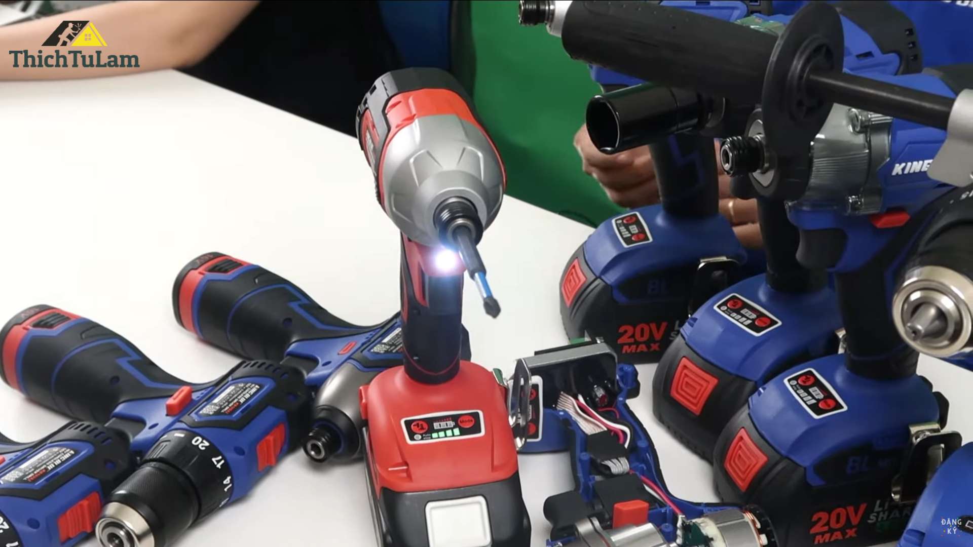 Thiết kế máy pin Kingblue