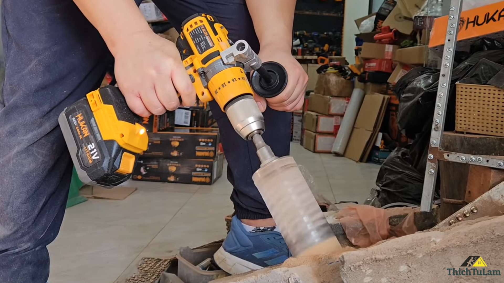 Thử Nghiệm Khoan Bê Tông Máy khoan pin Hukan Z1200