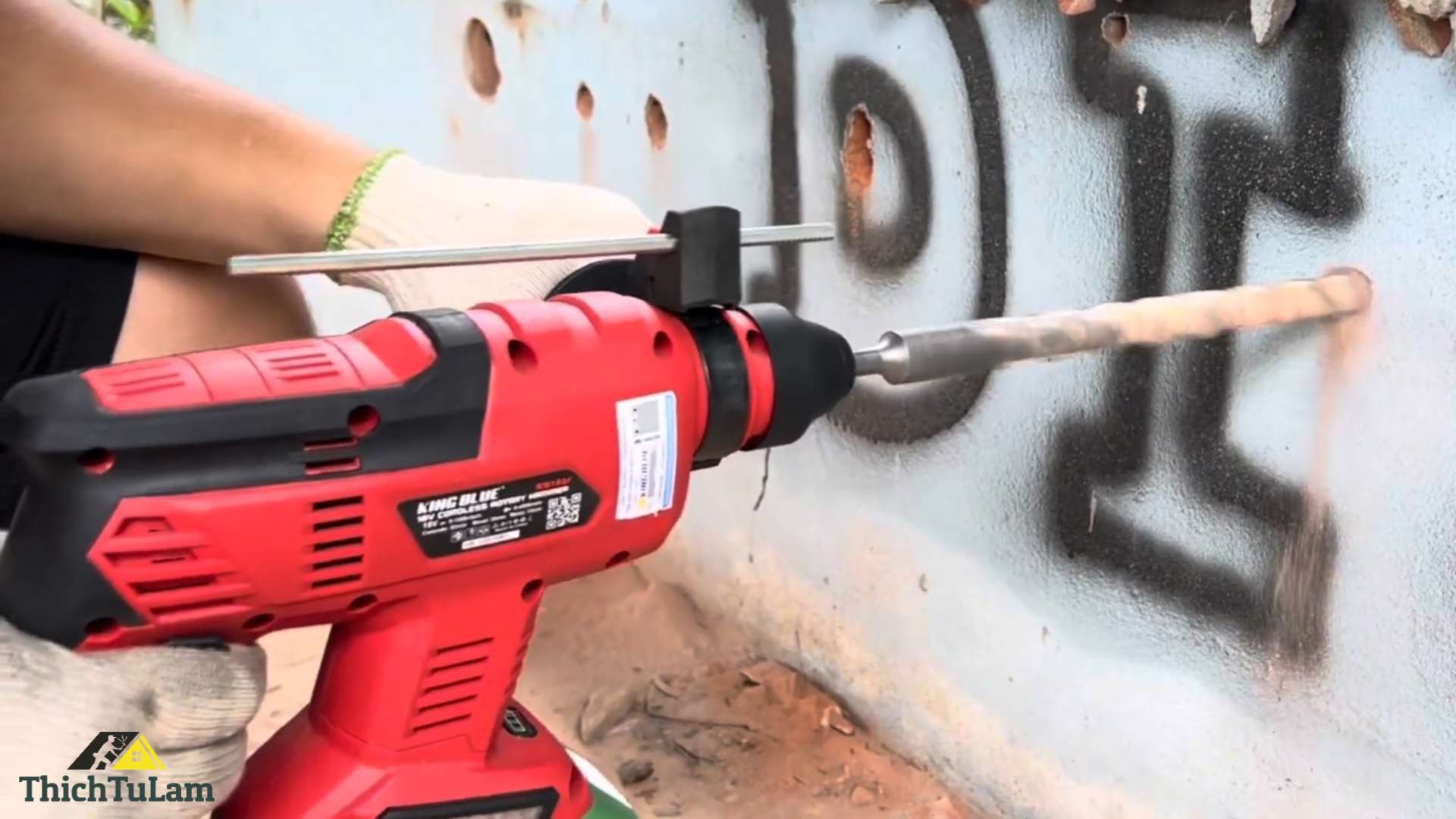 Thử nghiệm Máy khoan bê tông pin Kingblue KM18QF