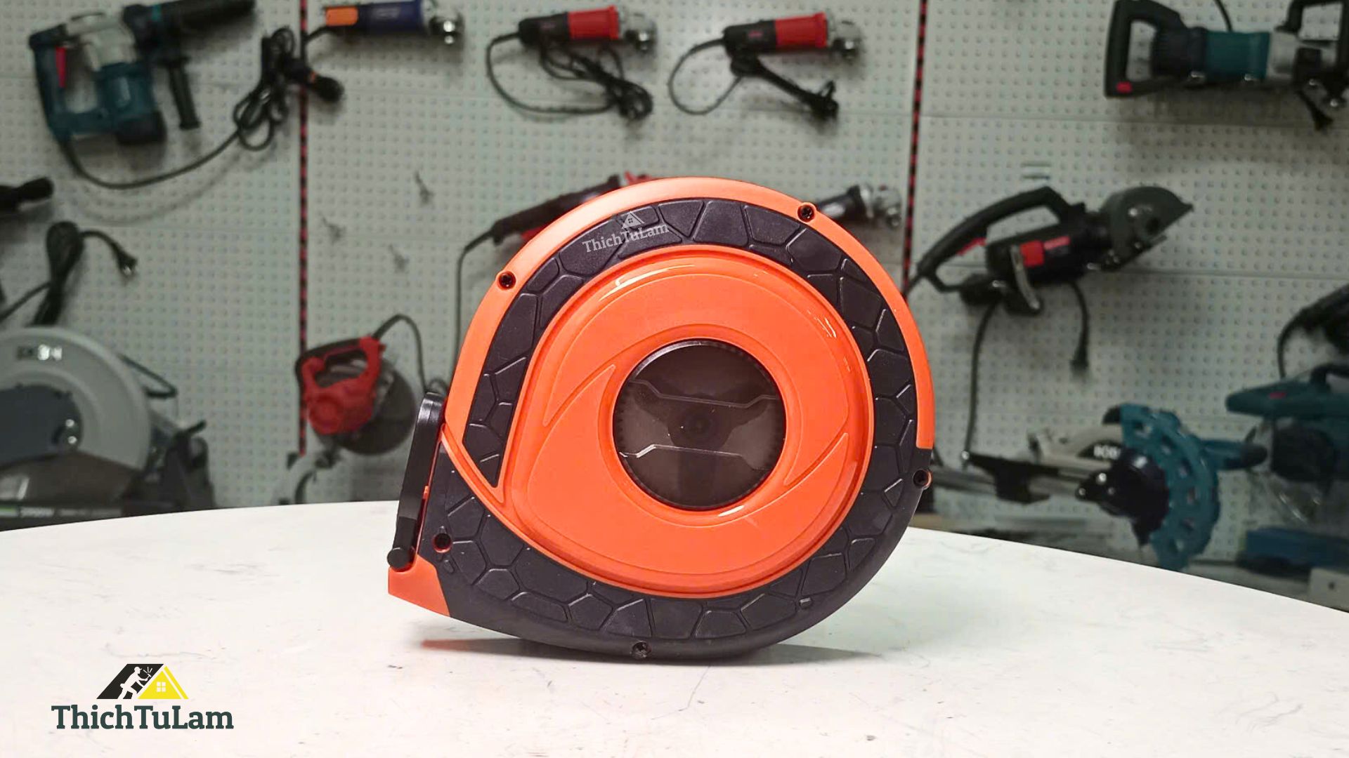 Thước cuộn sợi thủy tinh kích thước 20m×15mm Kendo 35171