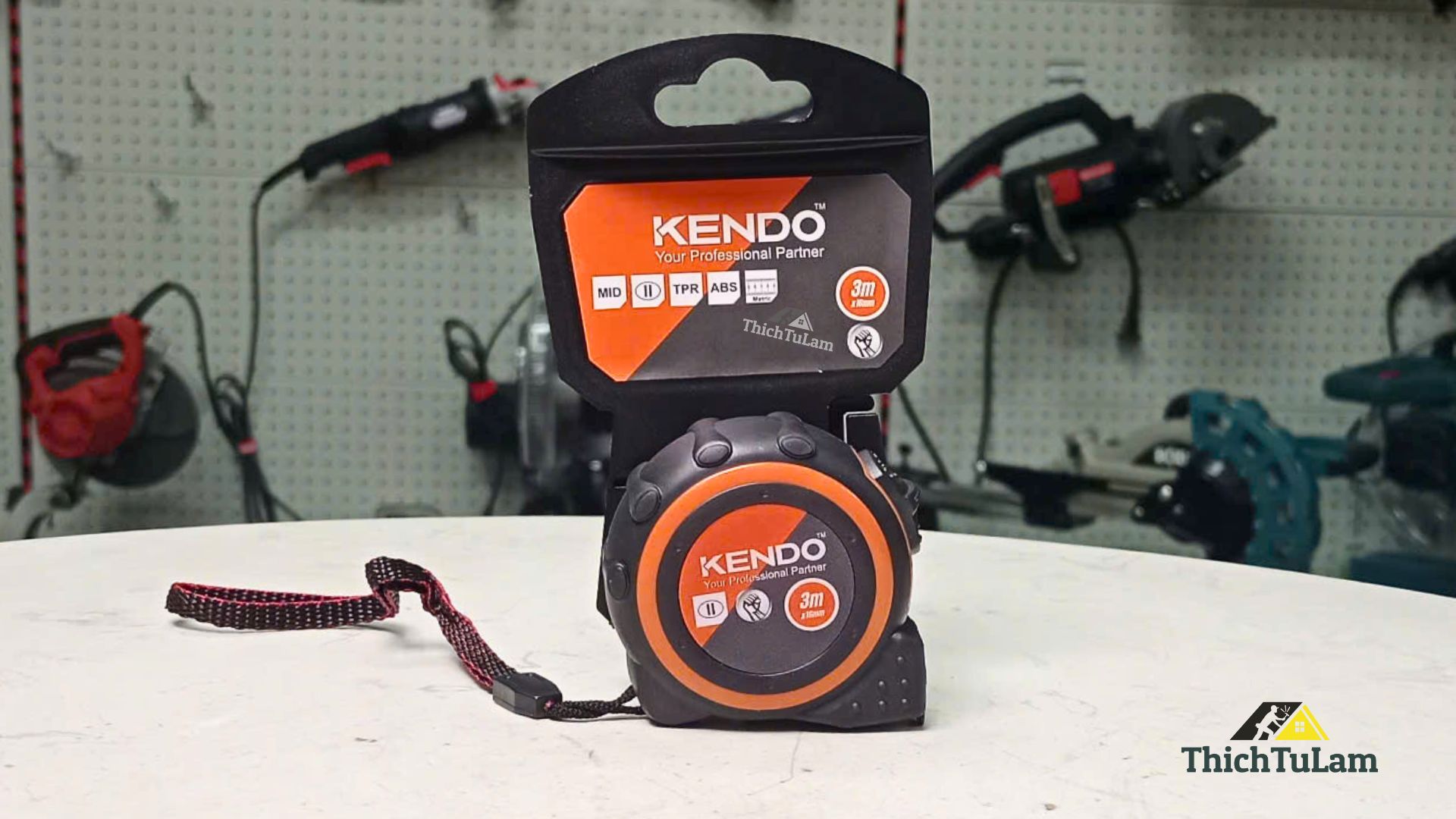 Thước cuộn thép hệ mét 3mx16mm Kendo 35031