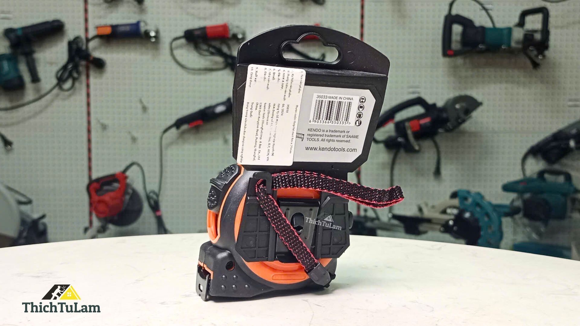 Thước cuộn thép hệ mét 8mx25mm Kendo 35033