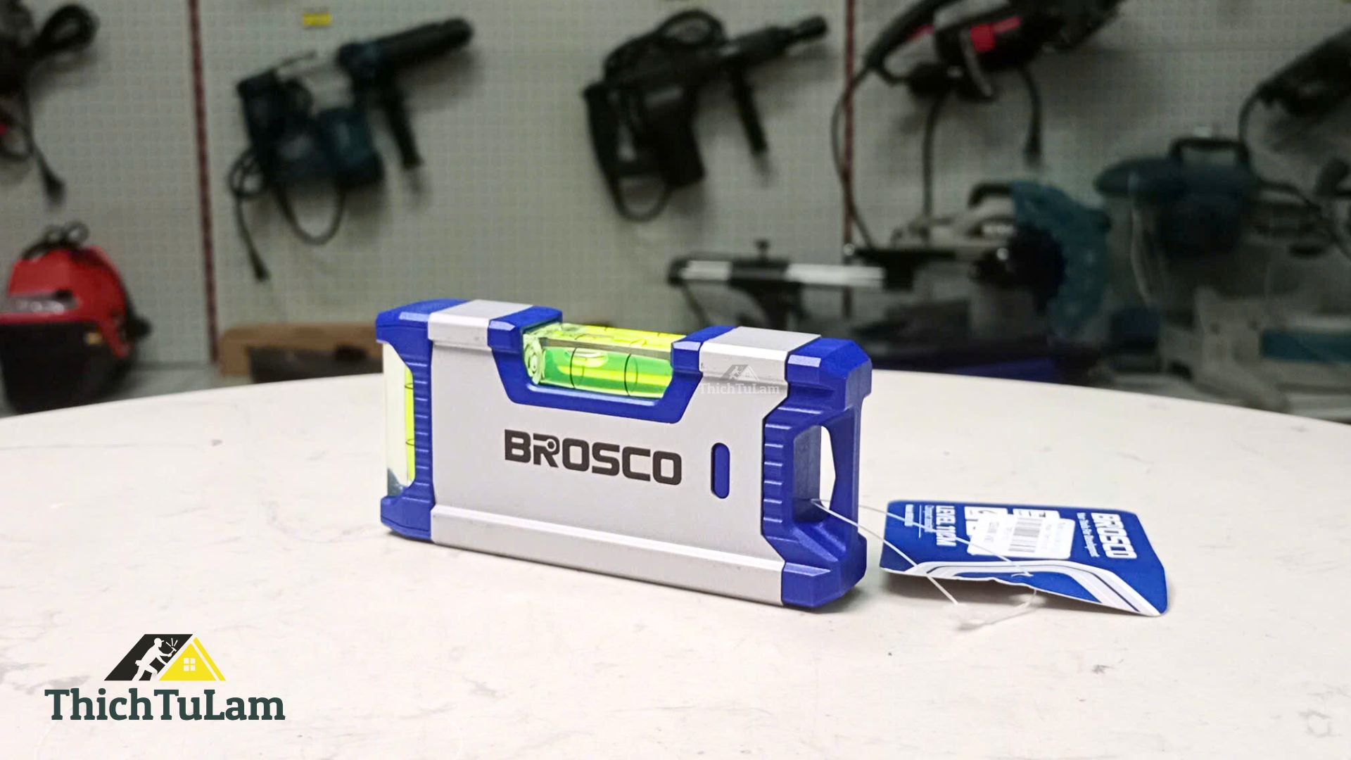 Thước thủy nhôm có từ kích thước 110mm Brosco BR534110